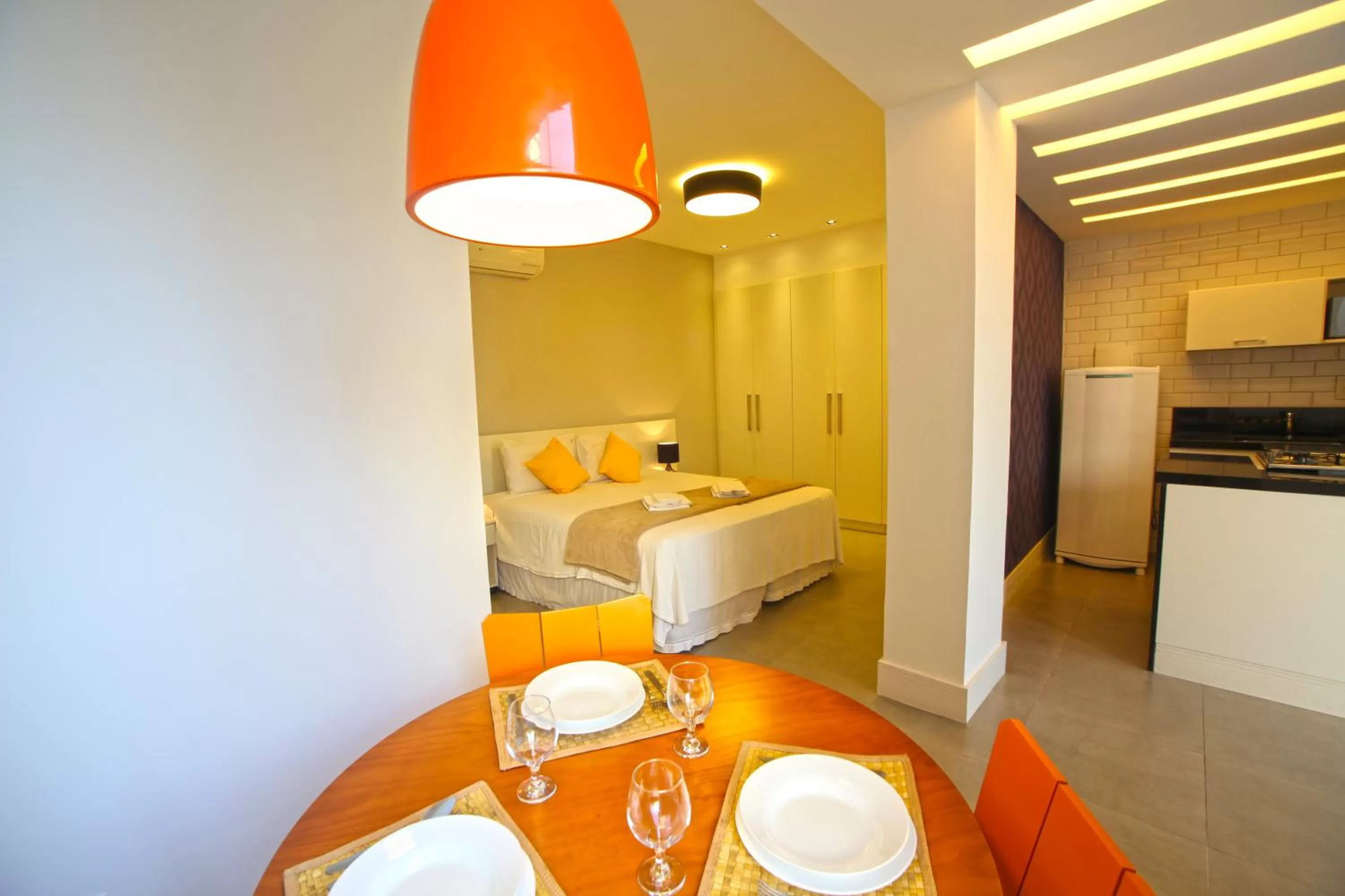 Kitchen or kitchenette, Bed in New Sugar Loft Apartments