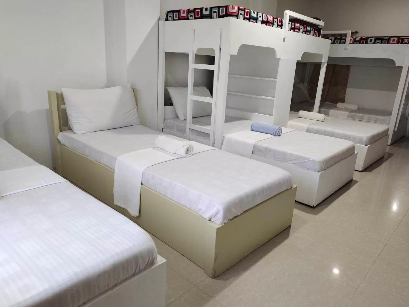 Mixed Dormitory Room in Island Hop Inn