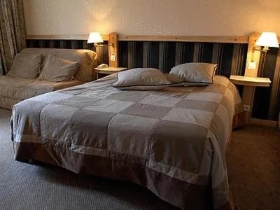 Bed in Hotel Les Remparts