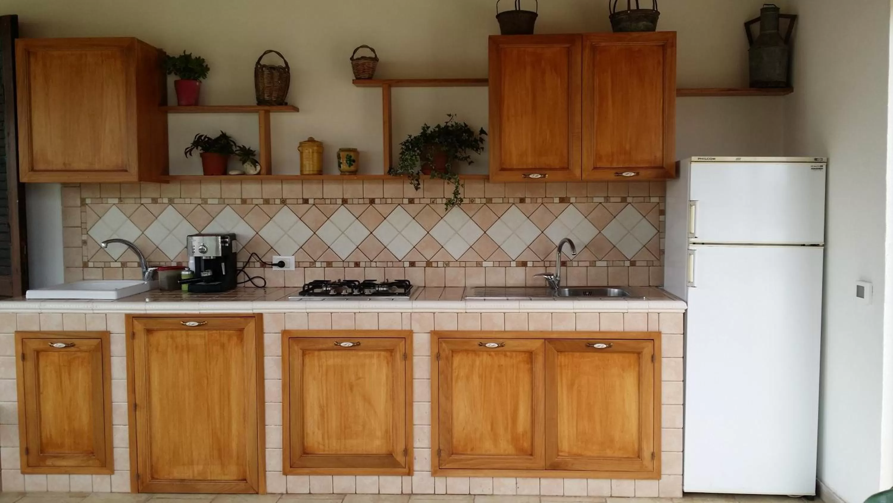 Kitchen or kitchenette in B&B Villa Francesco