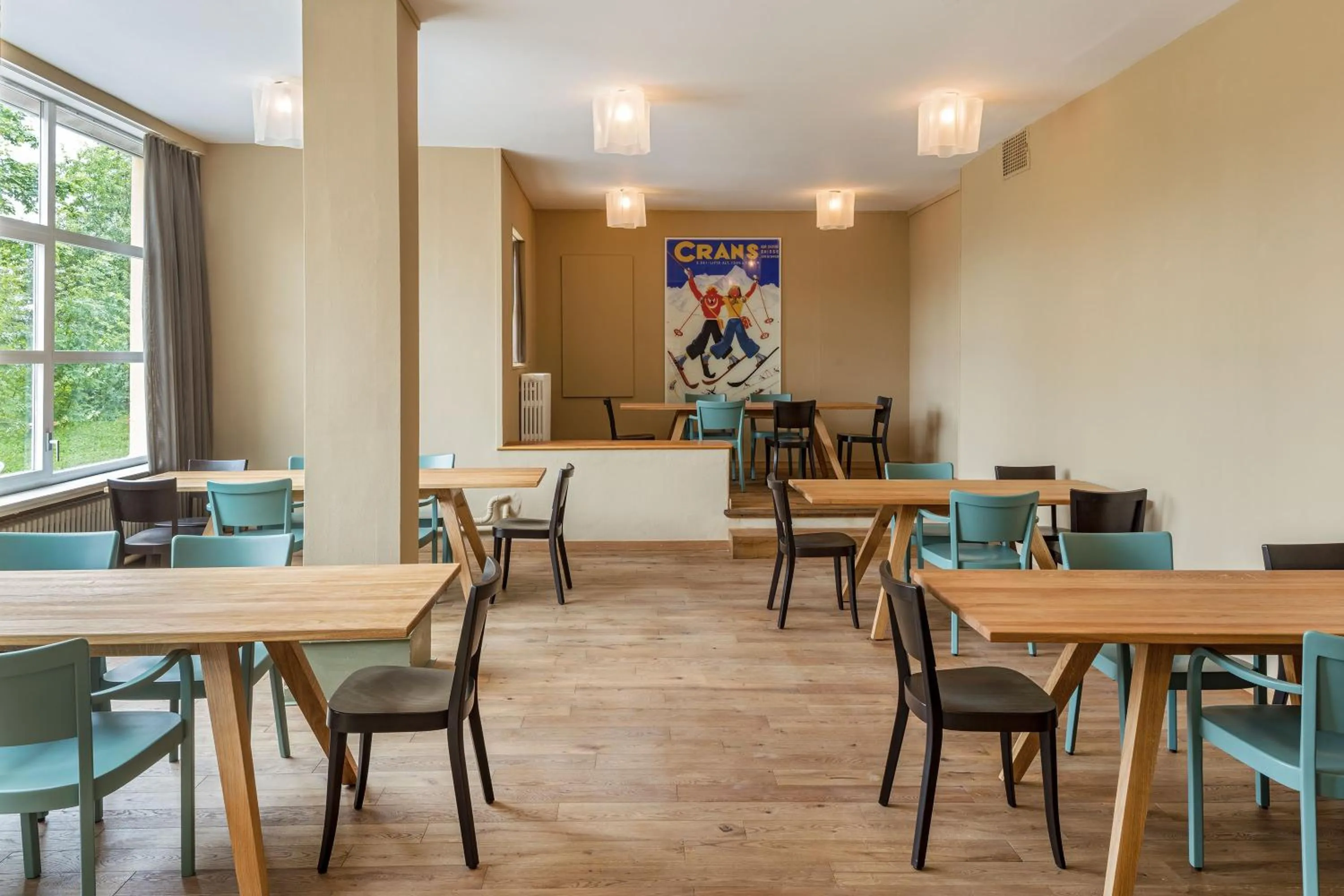 Restaurant/places to eat in Crans-Montana Youth Hostel