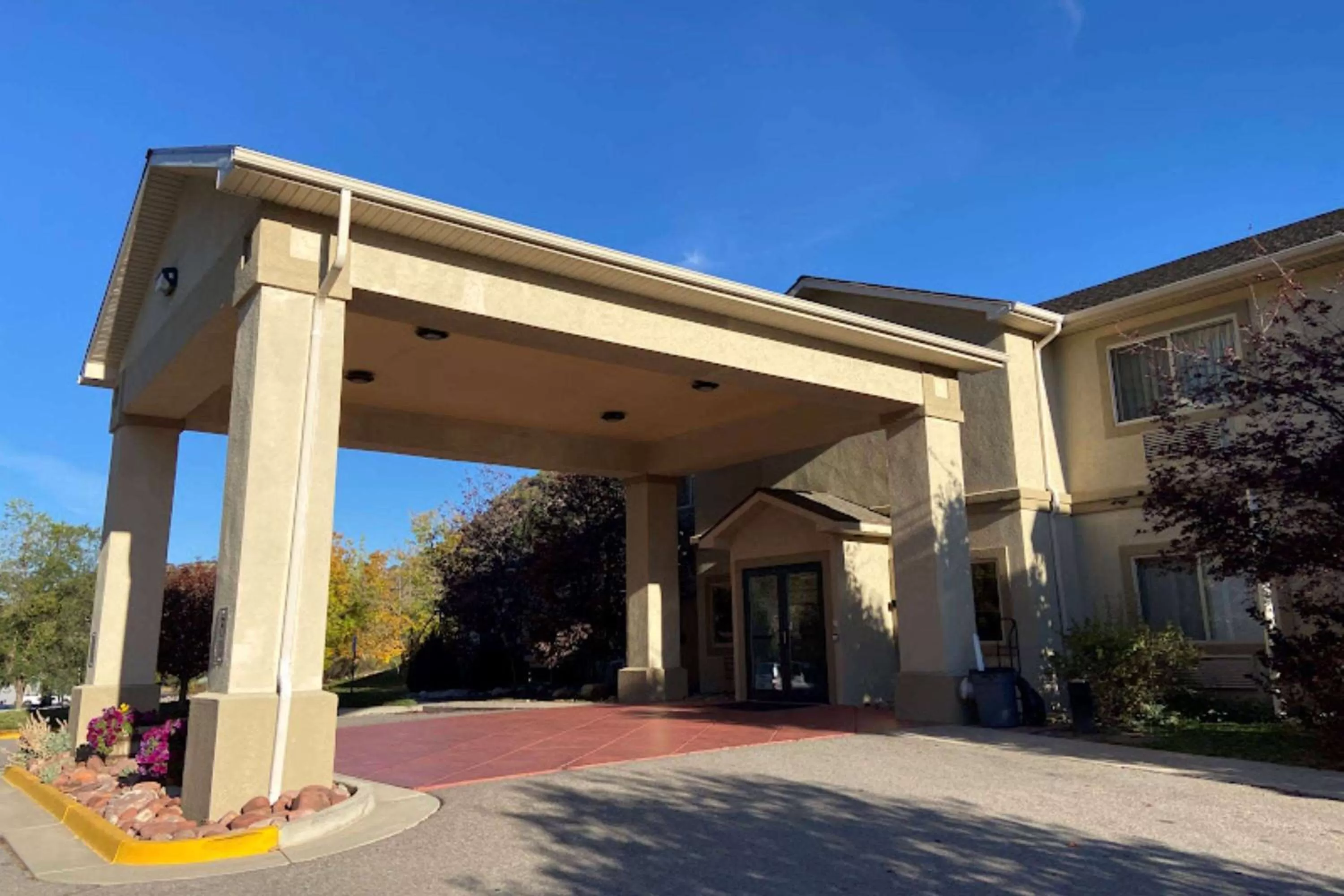 Property building in Wingate by Wyndham New Castle - Glenwood Springs