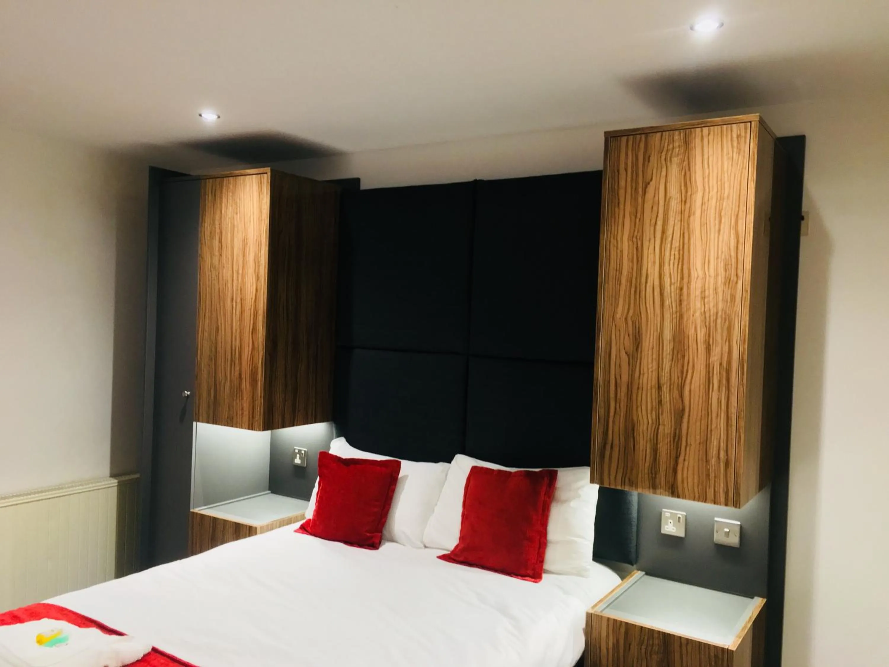 Bedroom, Bed in Hotel Express Newcastle Gateshead