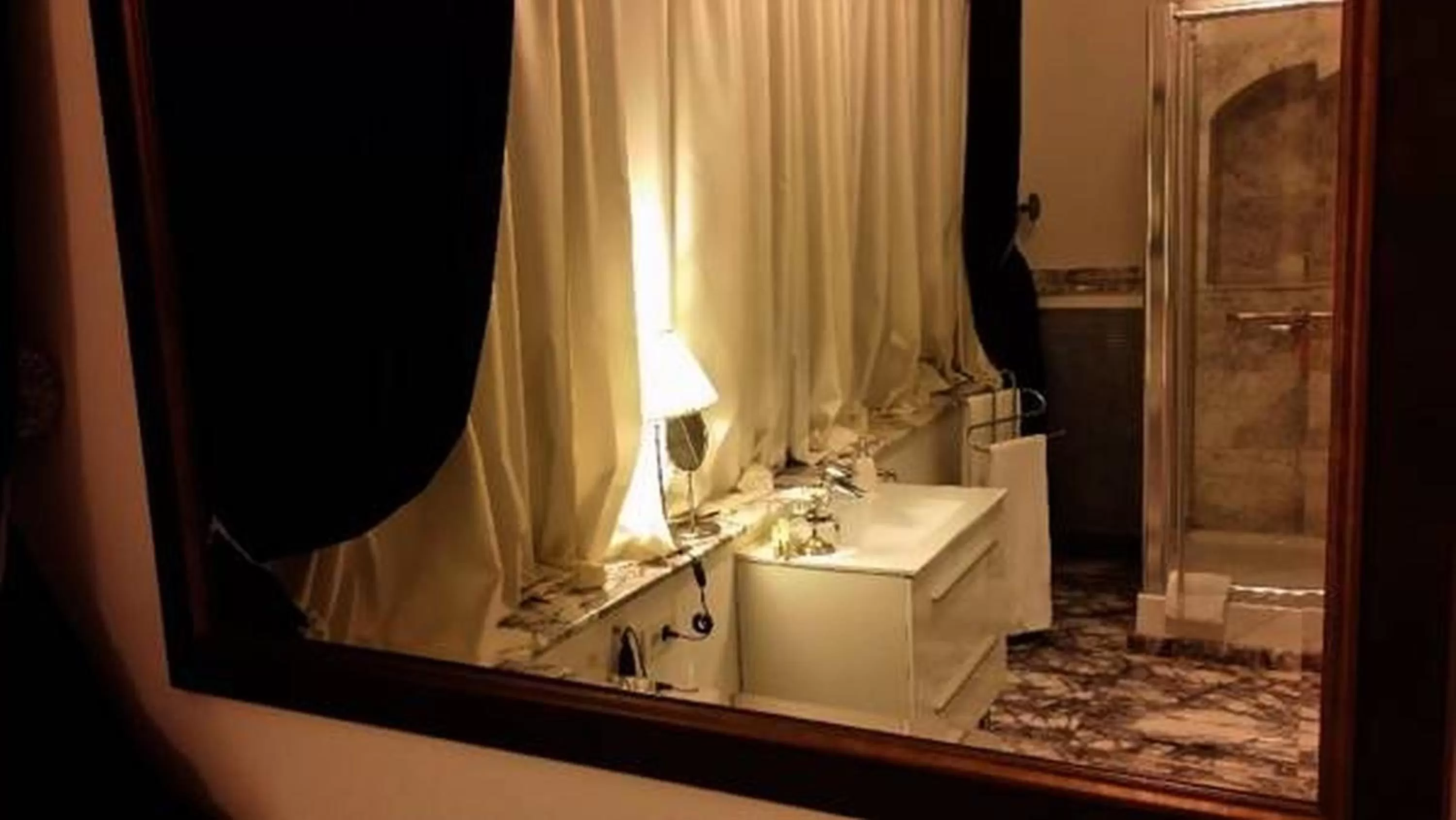 Grand Boutique Hotel