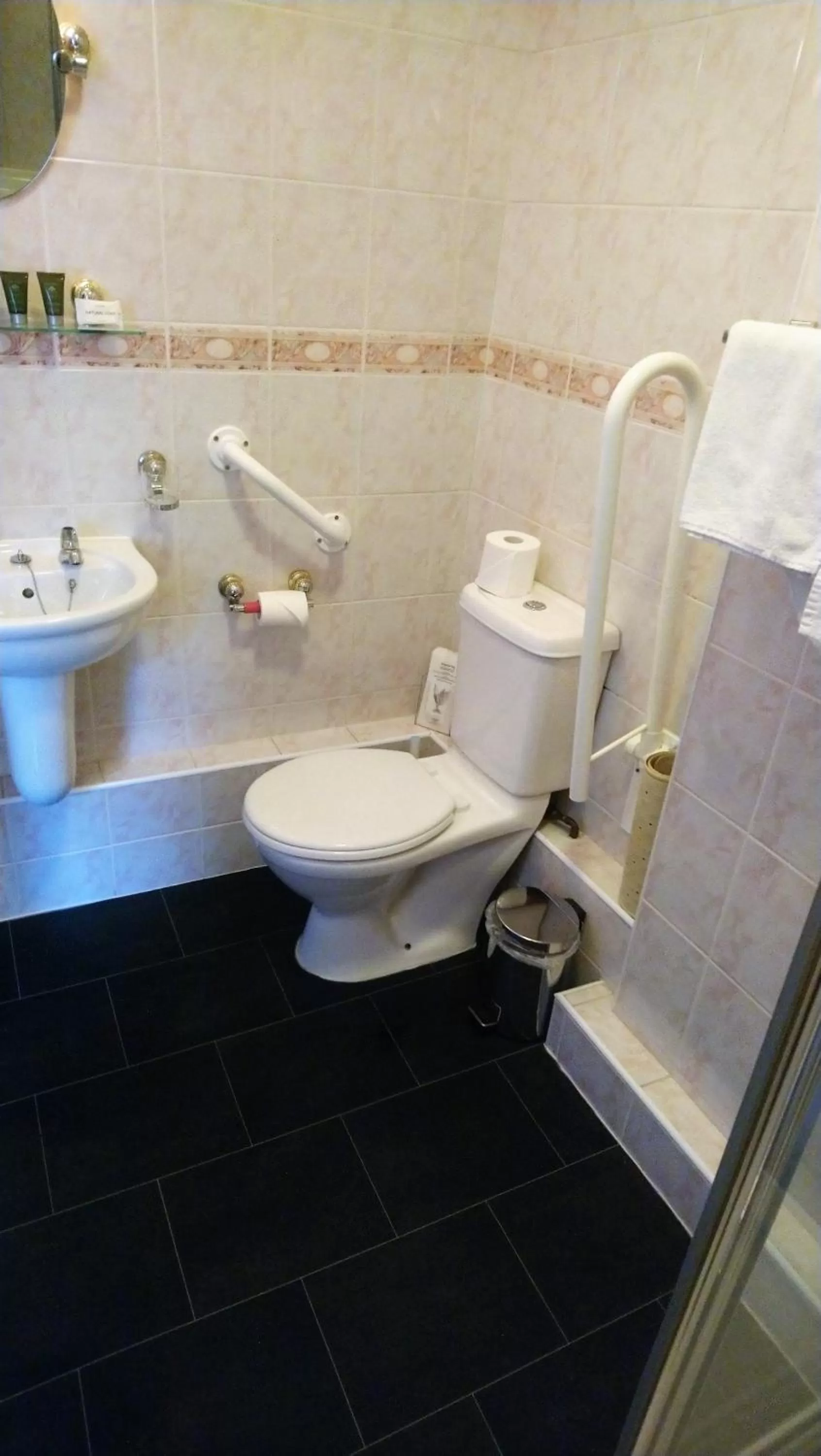 Bathroom in Lancaster Townhouse