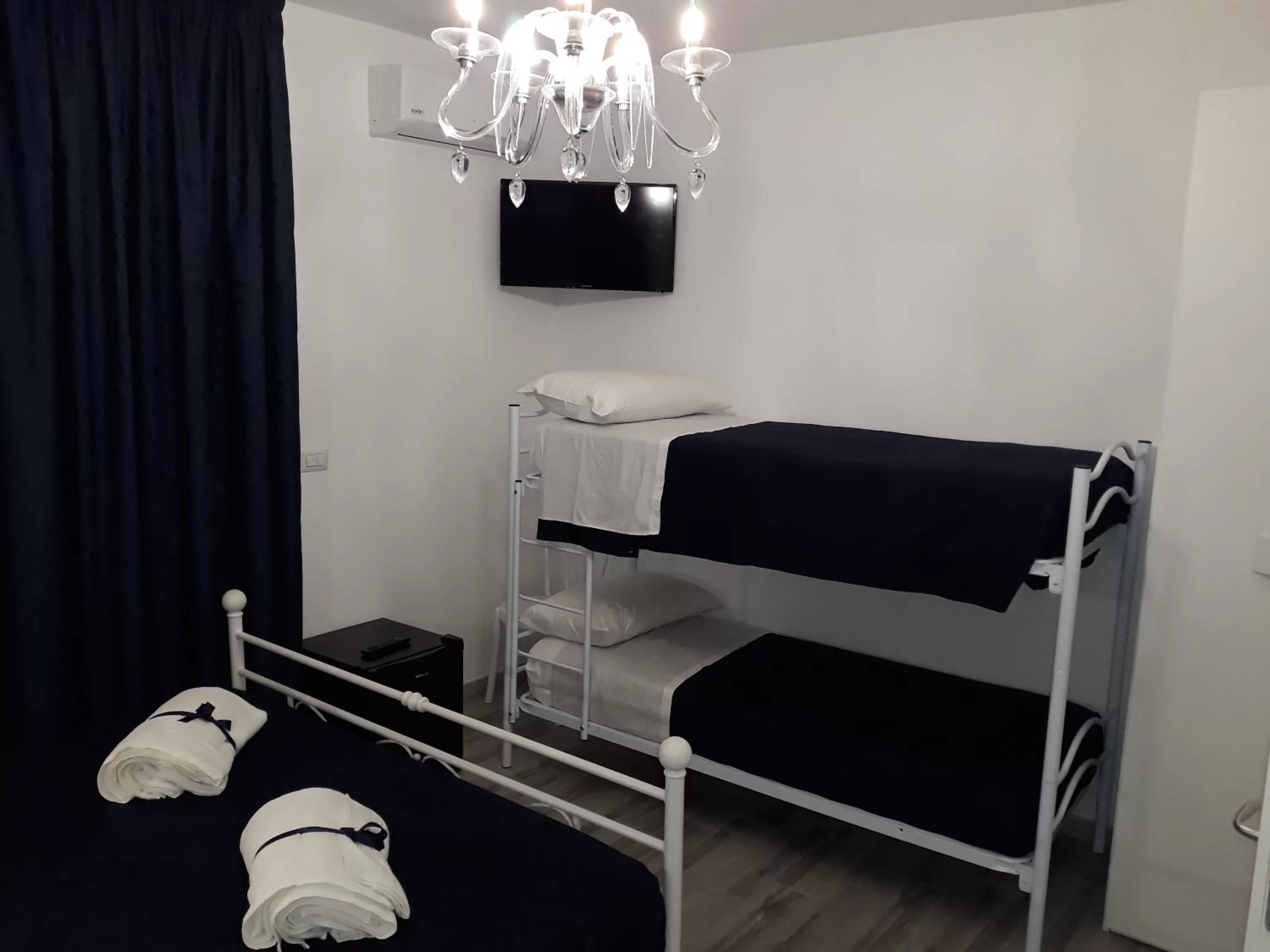 Bedroom, Bed in Medusa Gallipoli