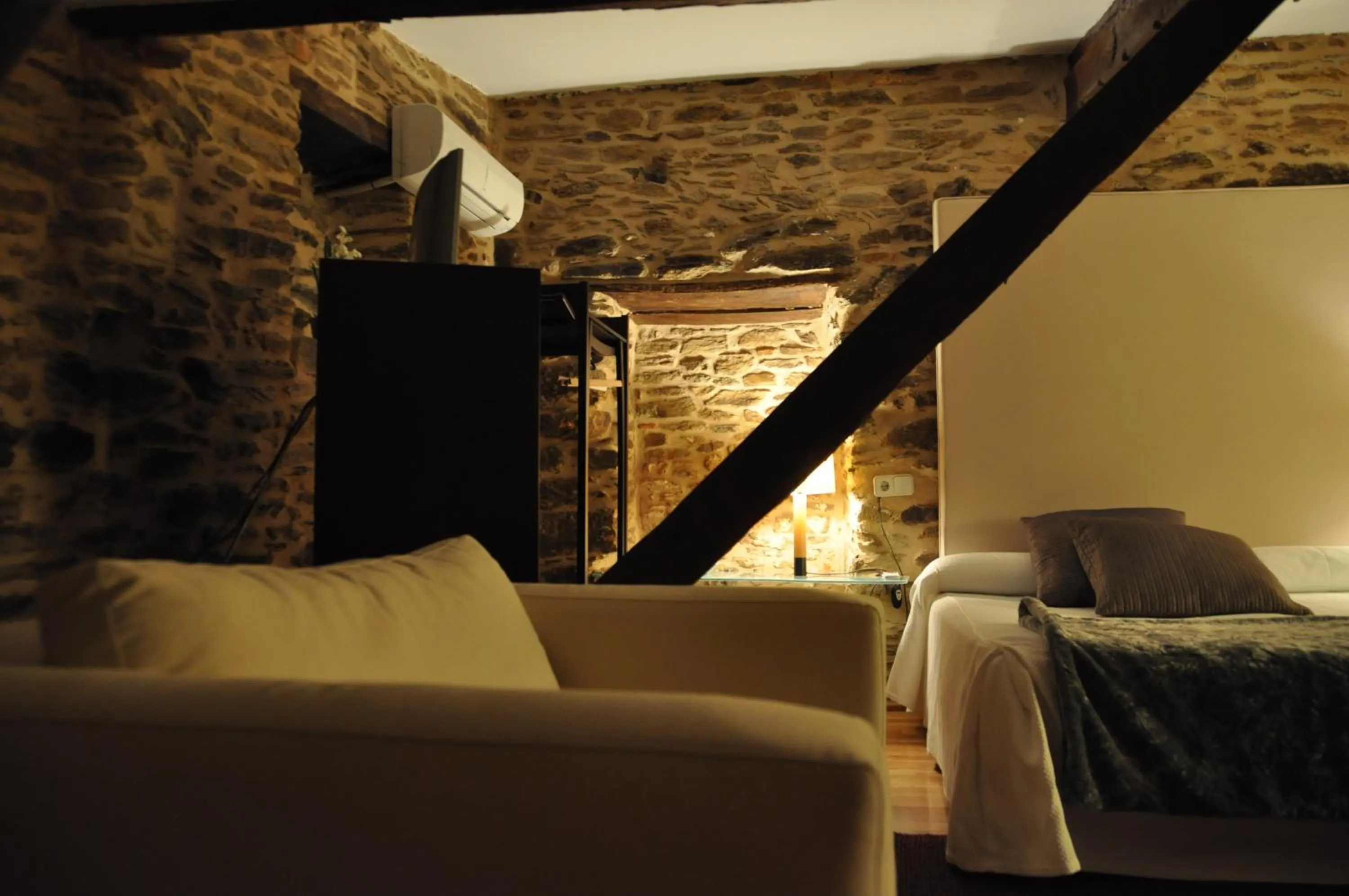 Photo of the whole room, Bed in Posada Real La Carteria