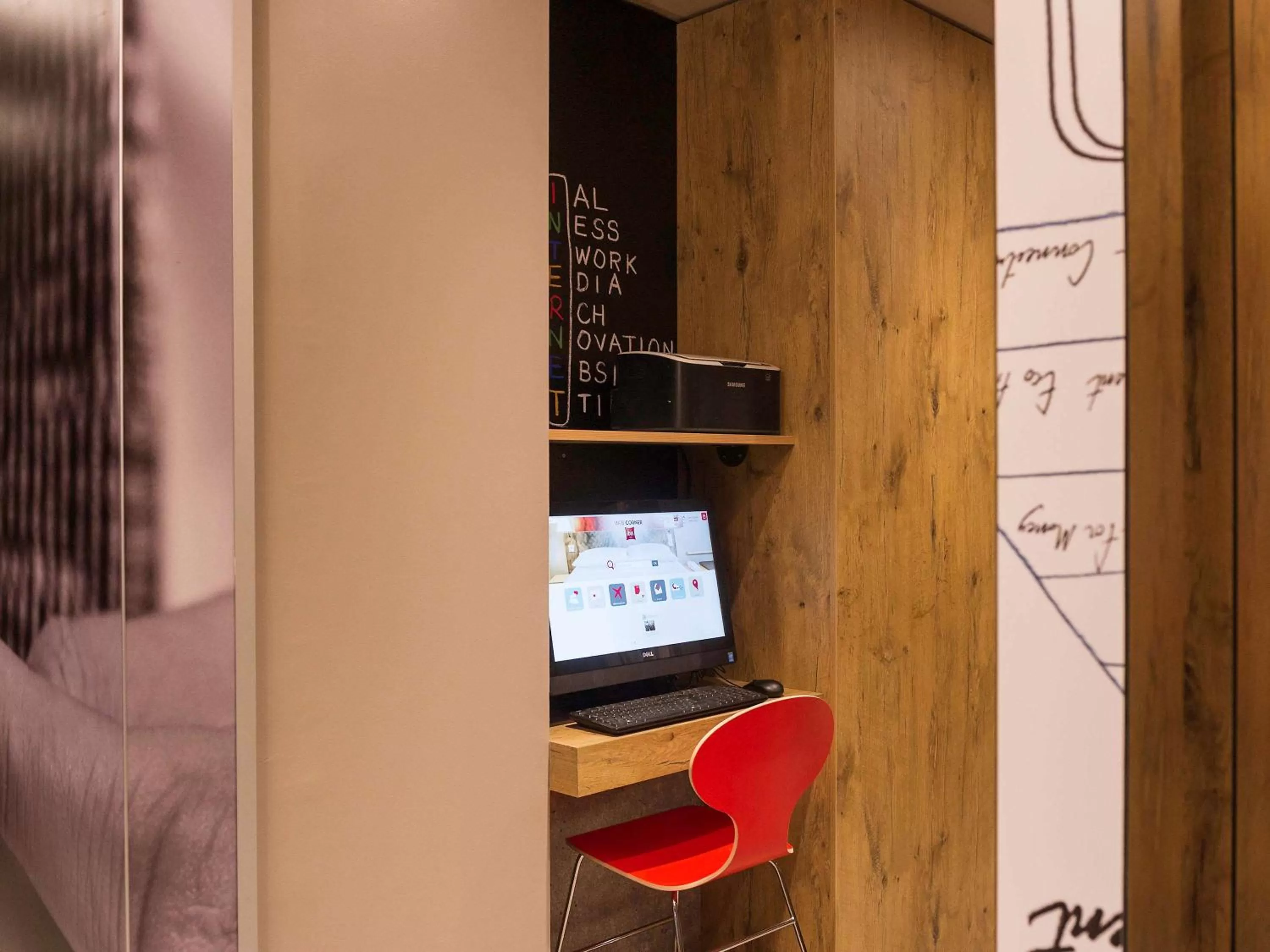 Other, Bed in ibis Paris Vaugirard Porte de Versailles