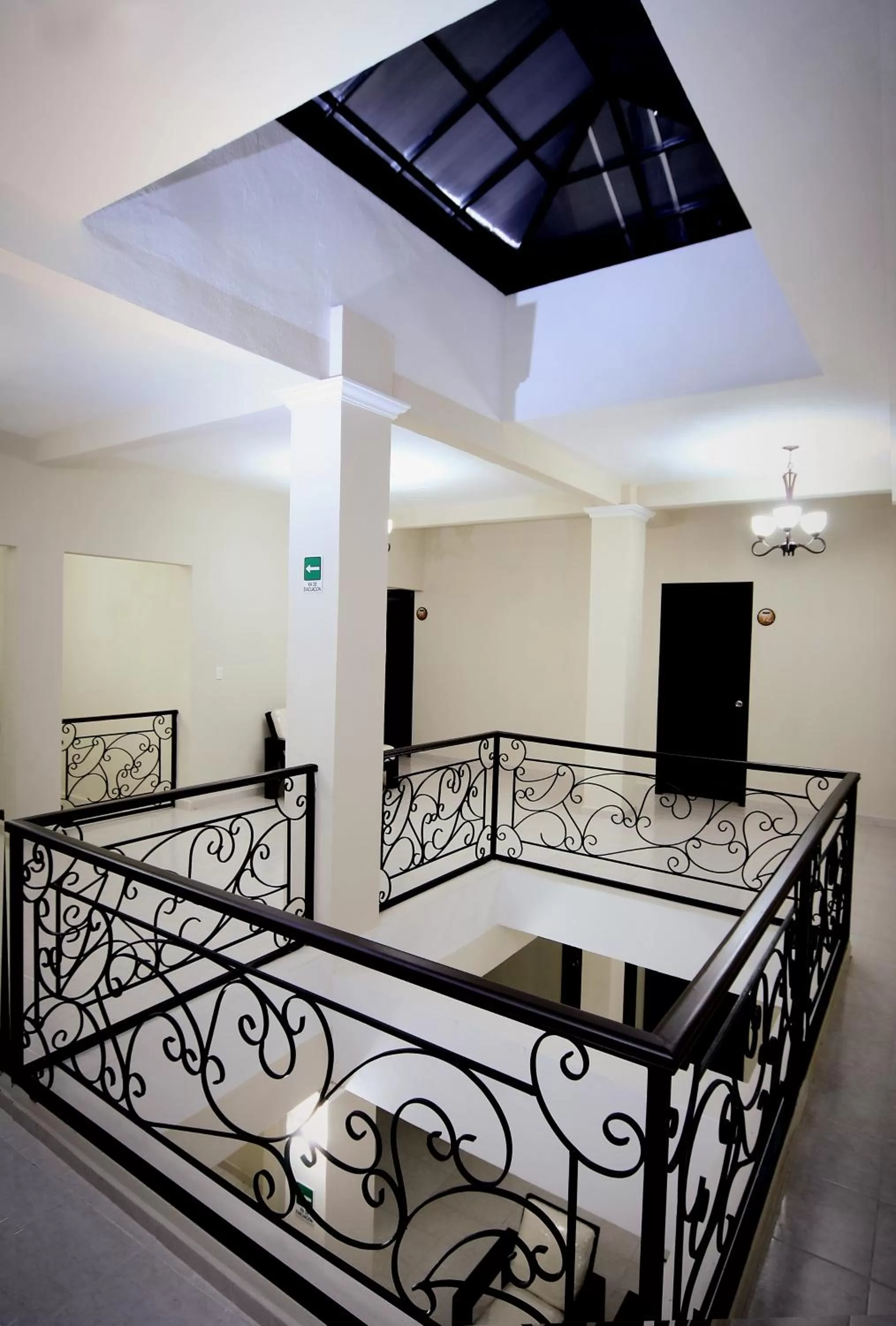 Property building, Bed in Hotel San Miguel, en el Centro - Desayuno Incluido