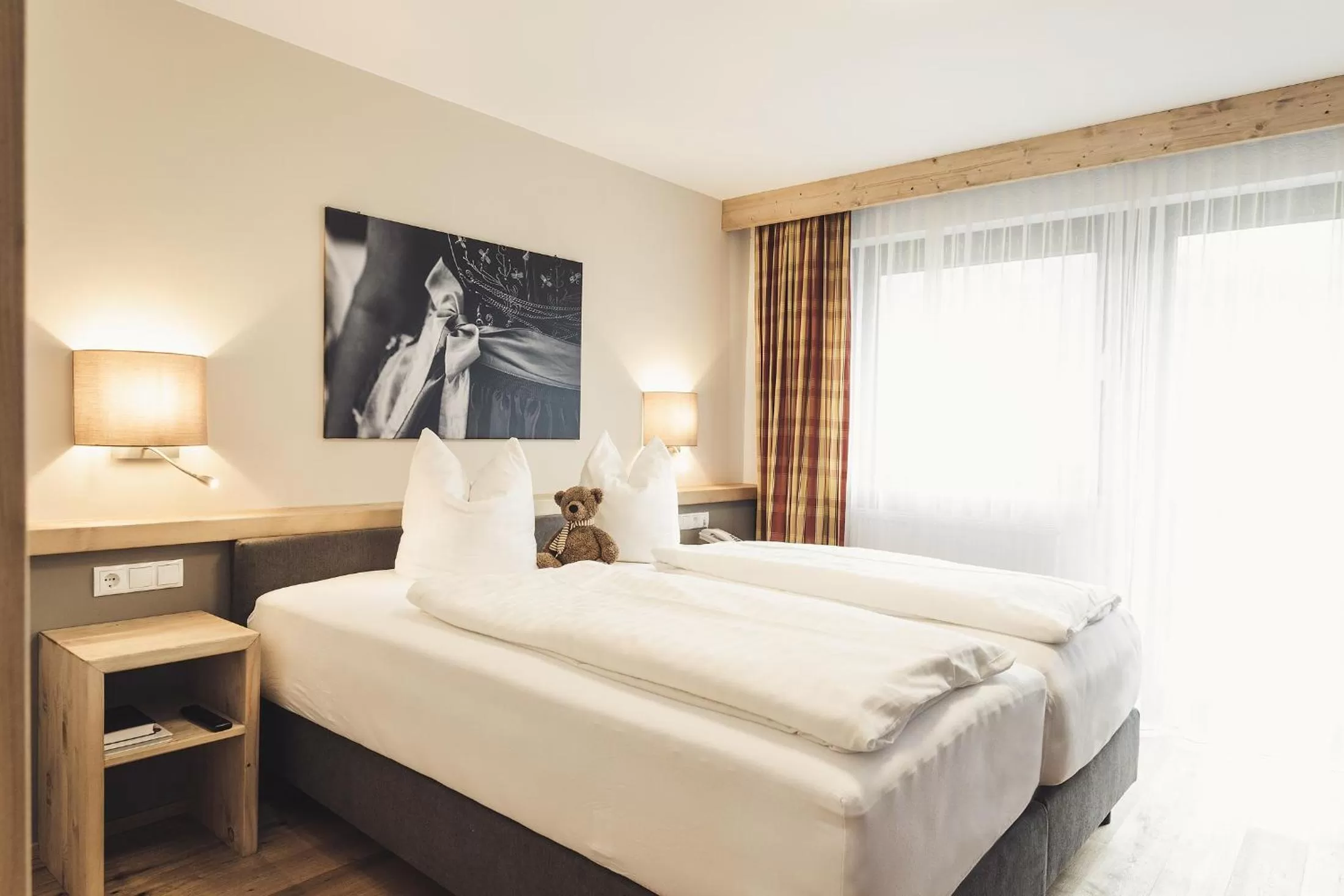 Photo of the whole room, Bed in Hotel Johanna mitten im Ötztal