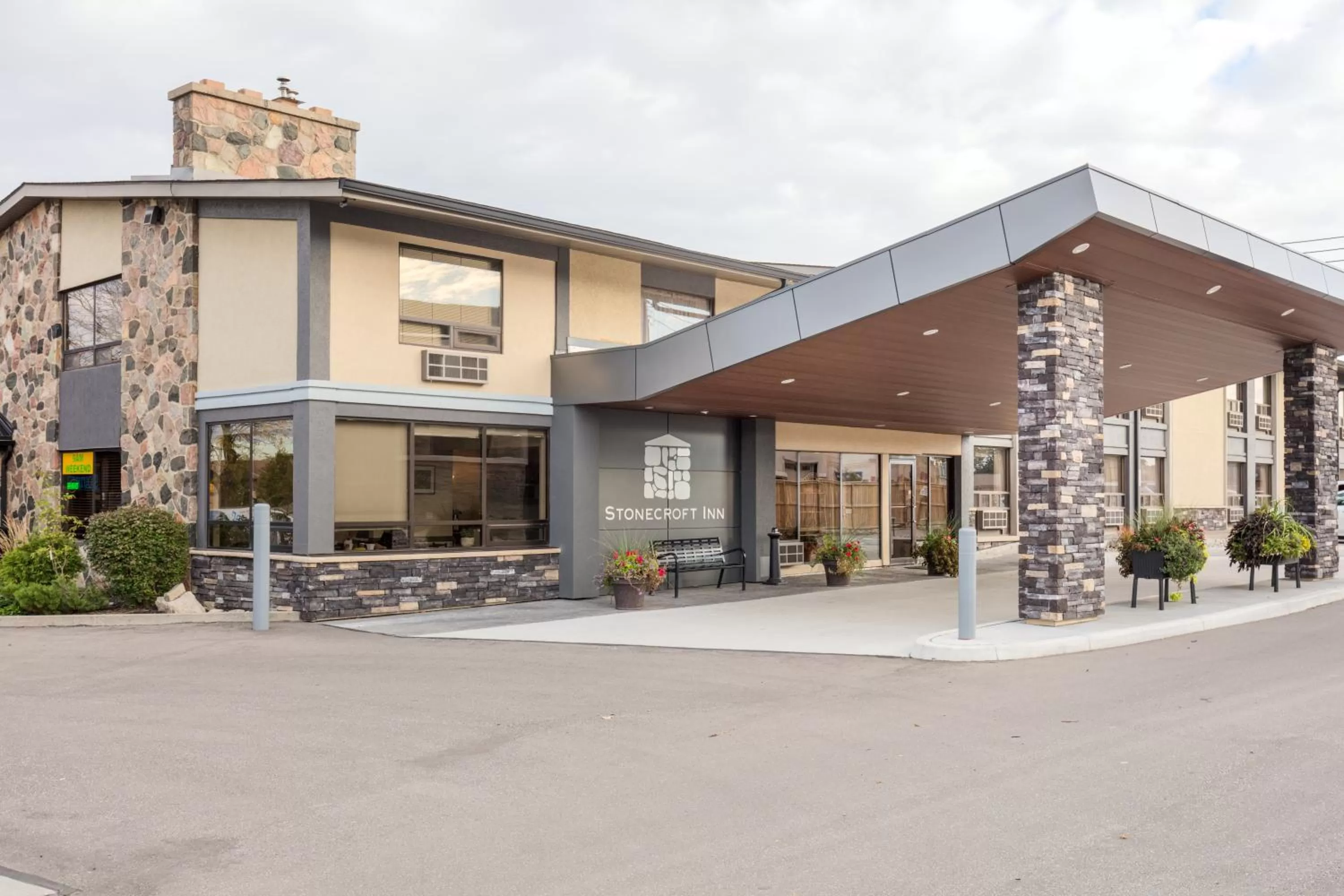 Property Building in Stonecroft Inn