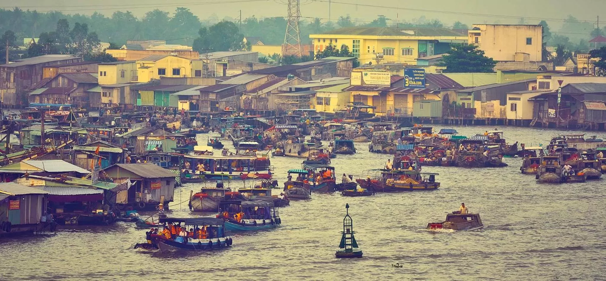 Activities in Azerai Can Tho