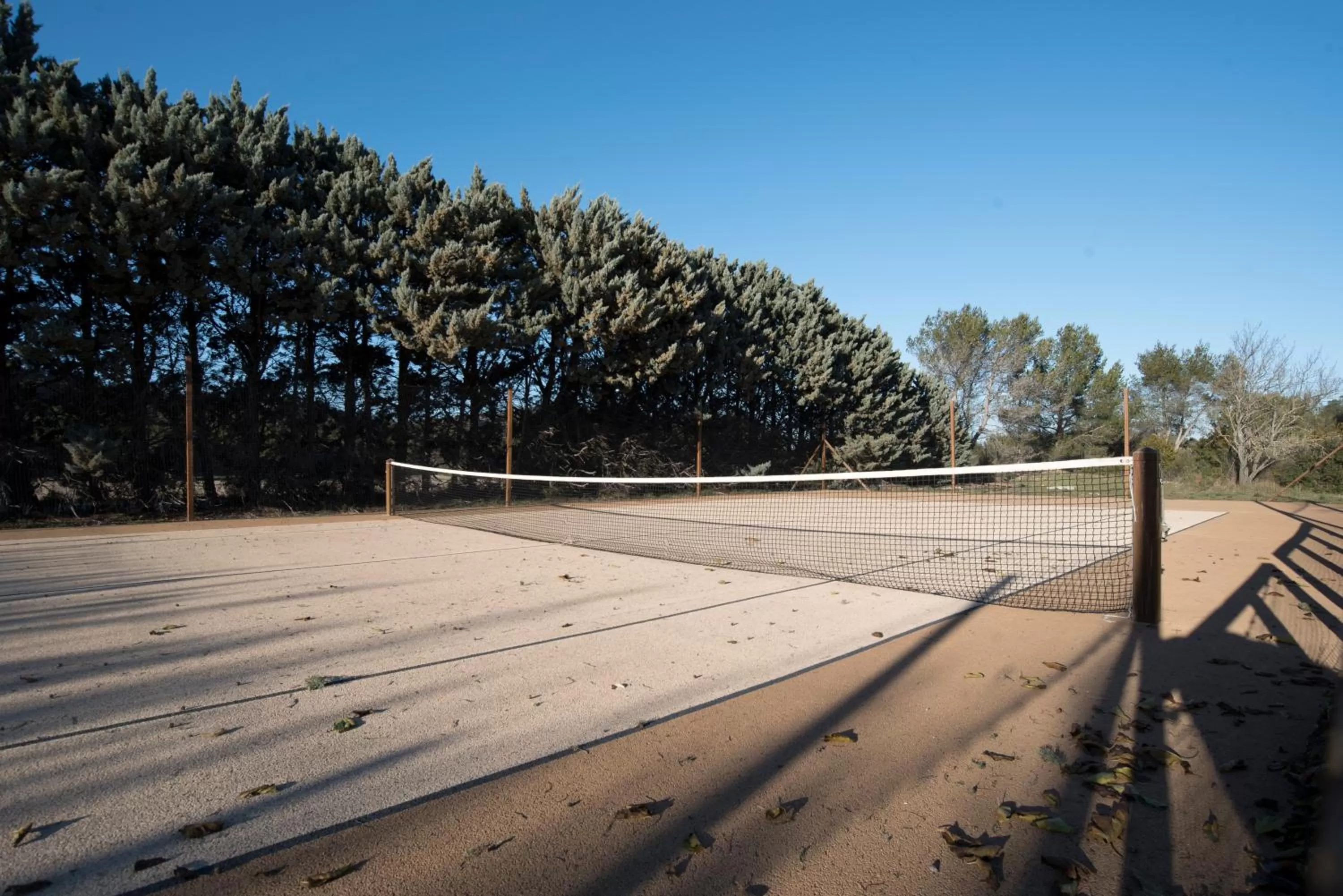 Tennis court in Domaine la Pierre Blanche