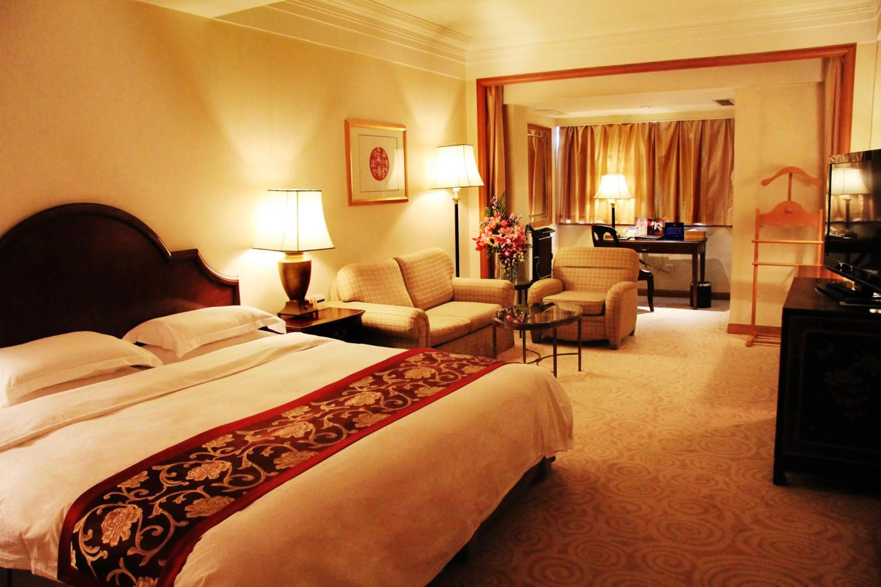 Photo of the whole room, Bed in The Presidential Beijing