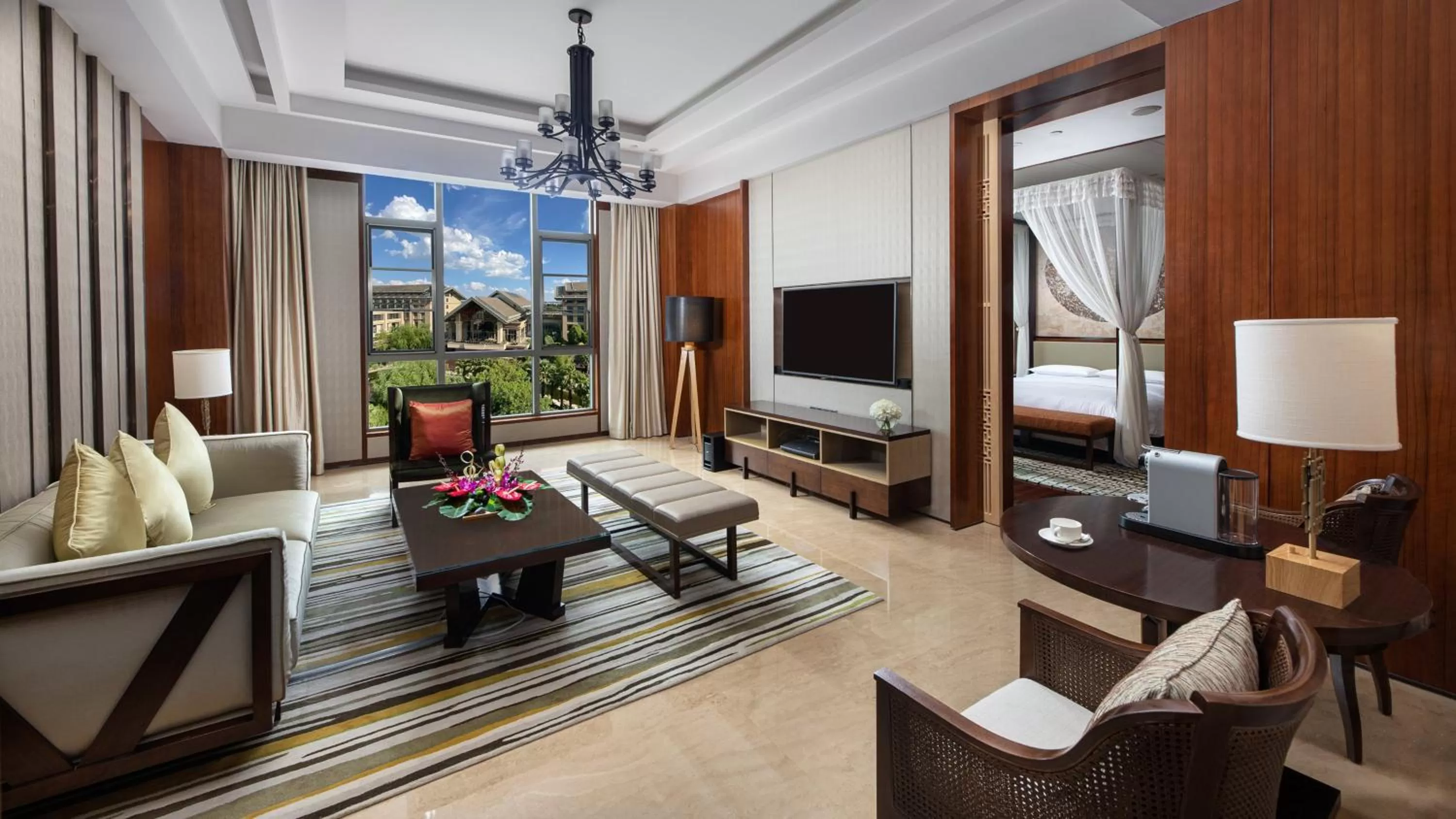 Photo of the whole room in InterContinental Kunming by IHG