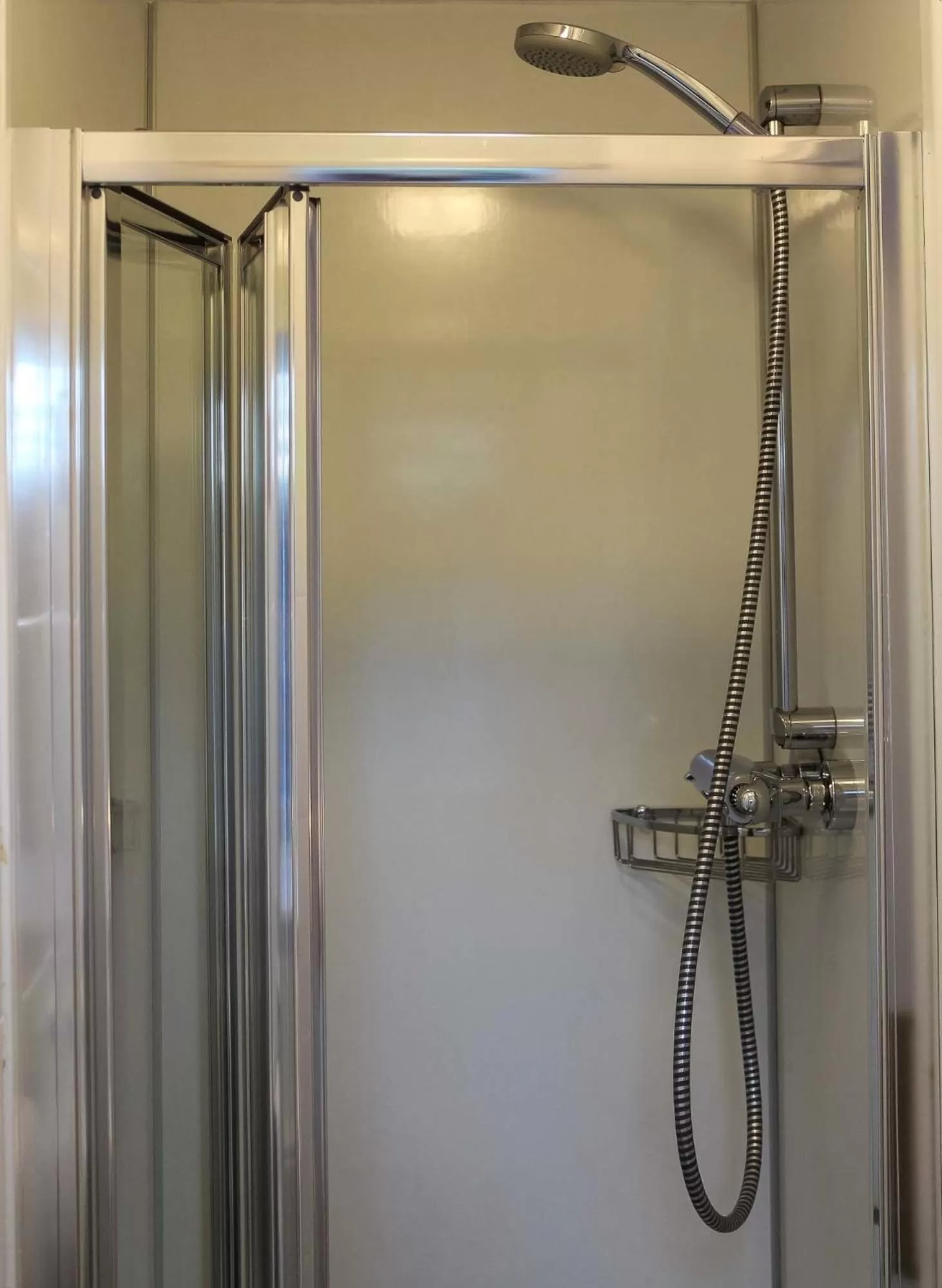Shower in Kersbrook Guest Accommodation
