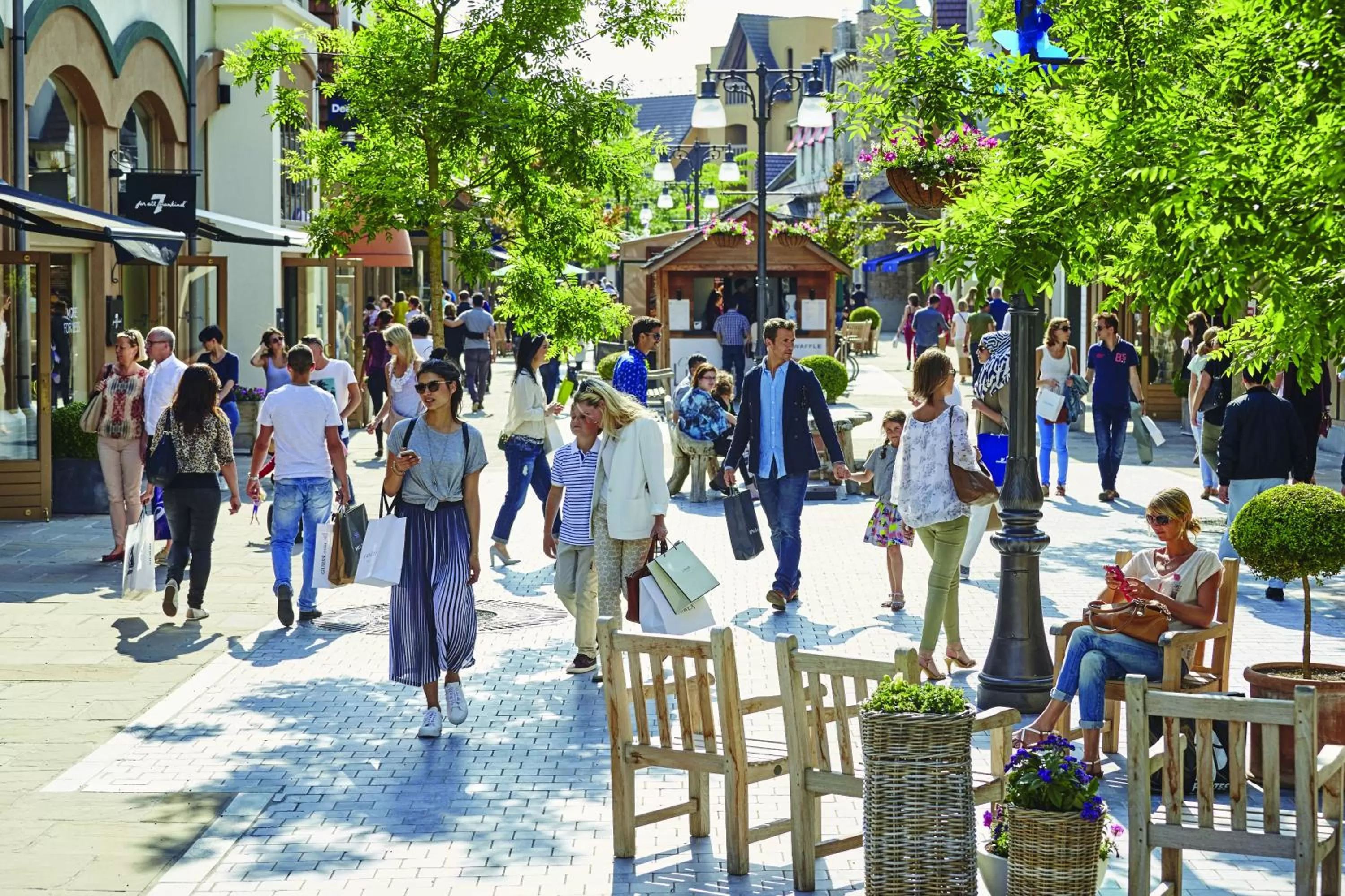 Shopping Area in Terhills Hotel