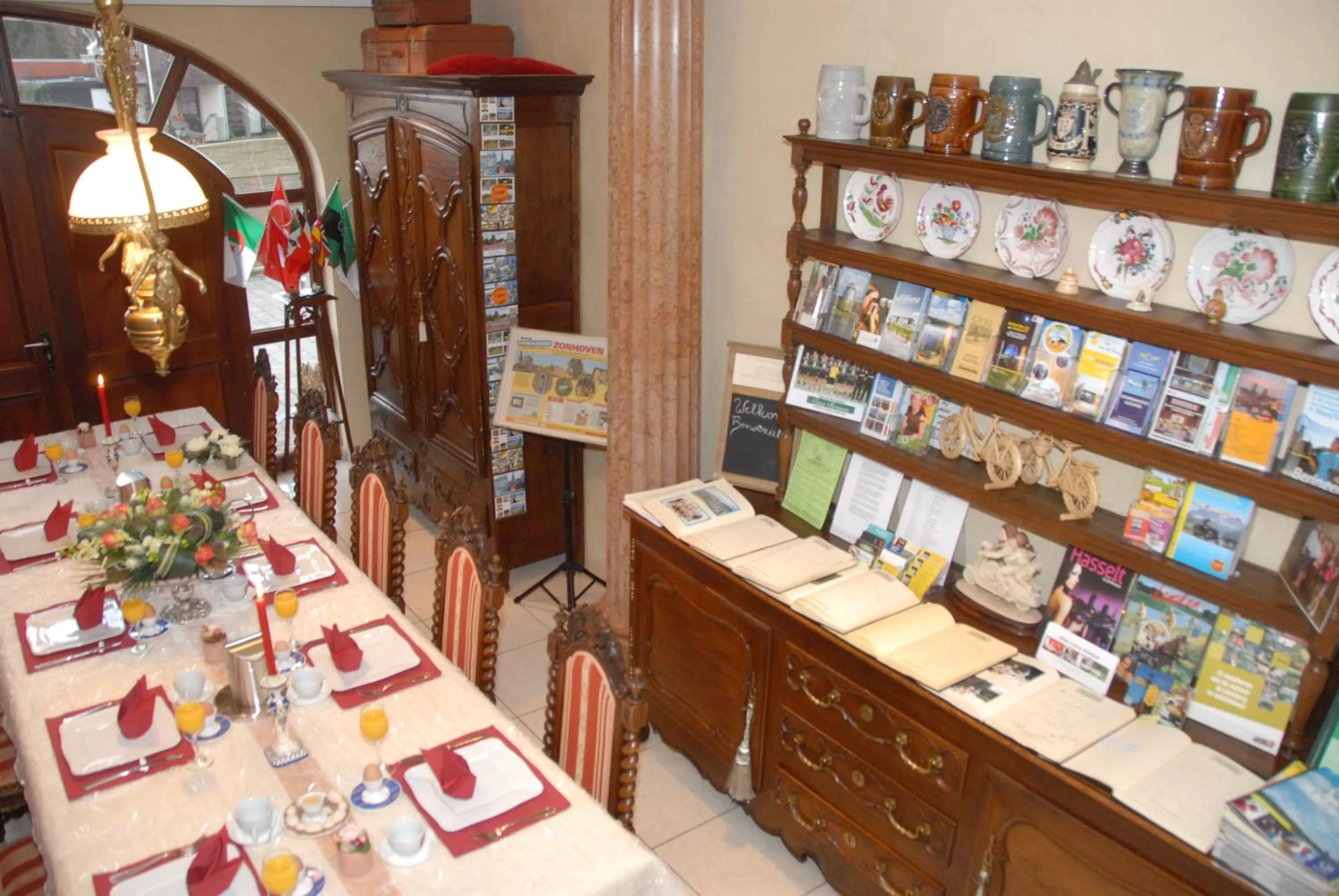 Restaurant/places to eat in B&B Casa Roman & Vakantiewoning voor 1 pers tot max 32 personen