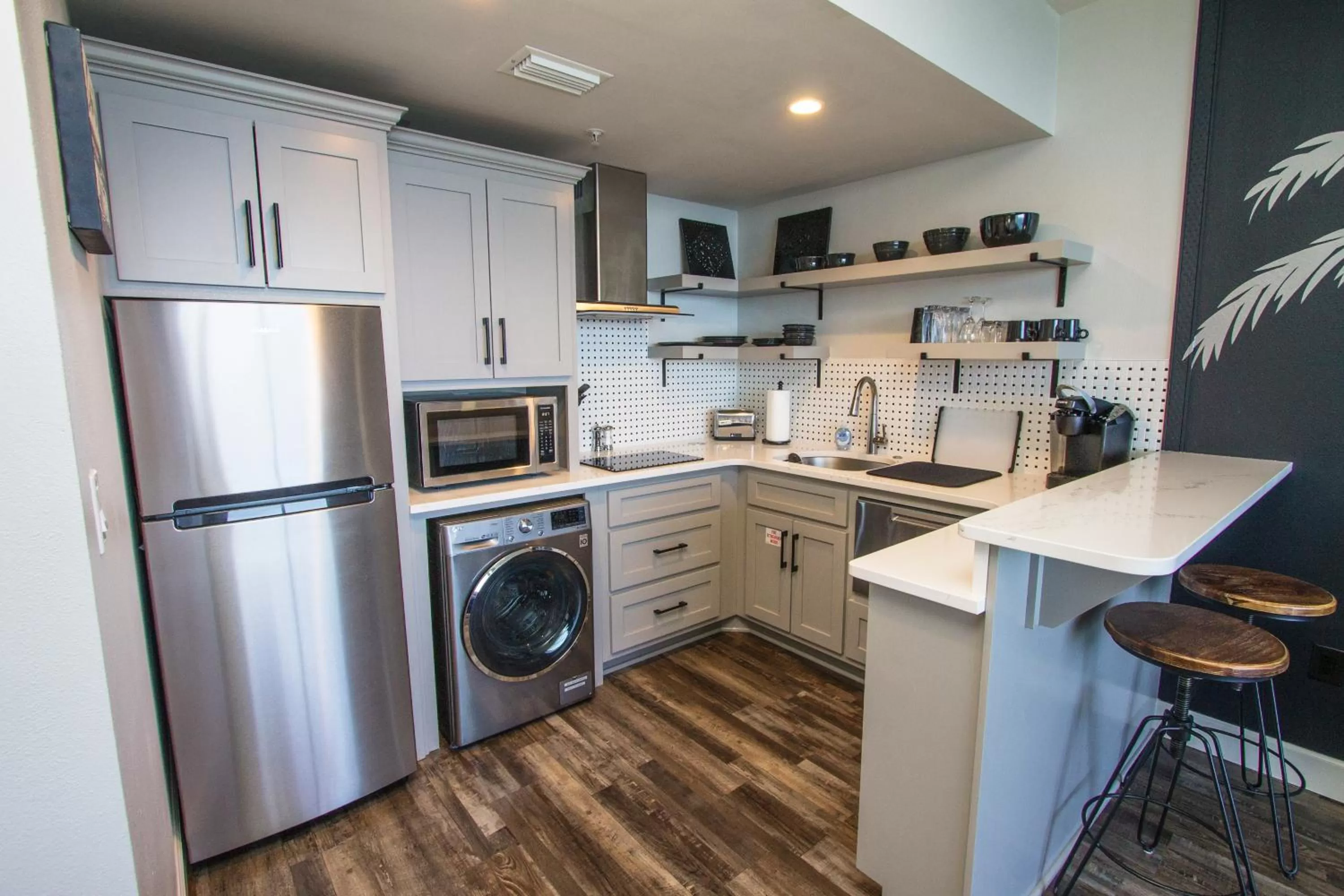 Kitchen or kitchenette, Kitchen/Kitchenette in Majestic Beach Resort, Panama City Beach, Fl