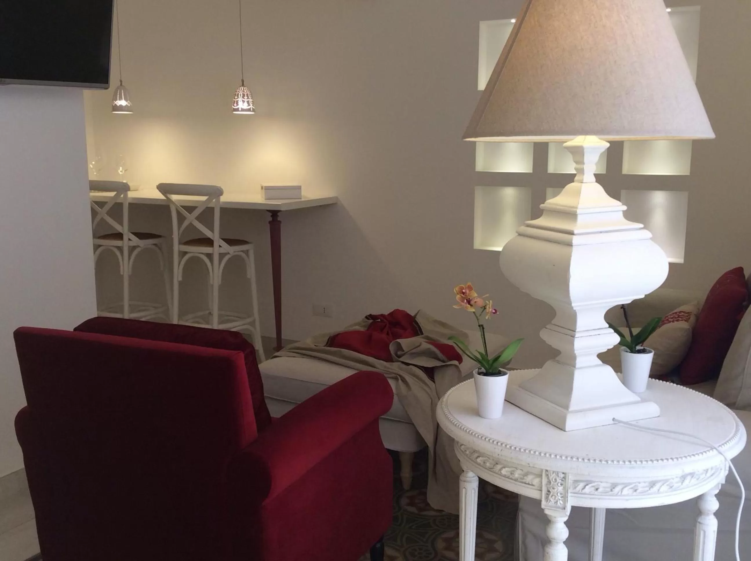 Seating area in Suite Le Perle