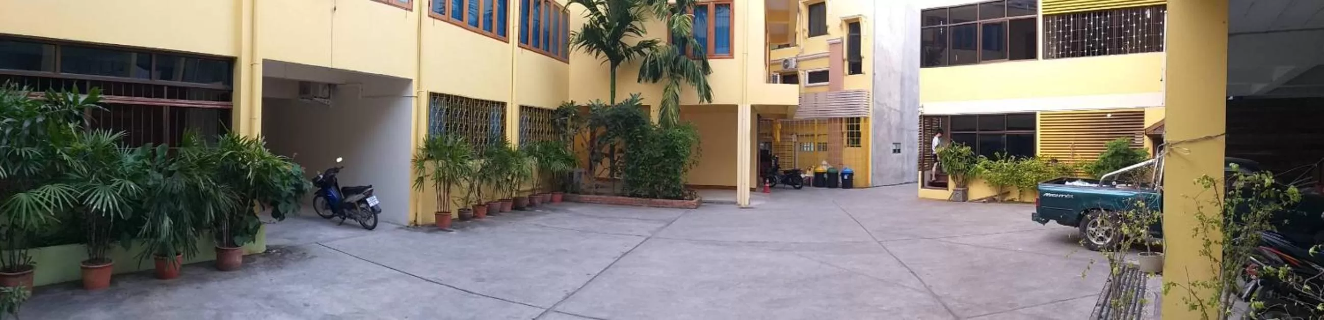 On site in Ban Mae Boonthong