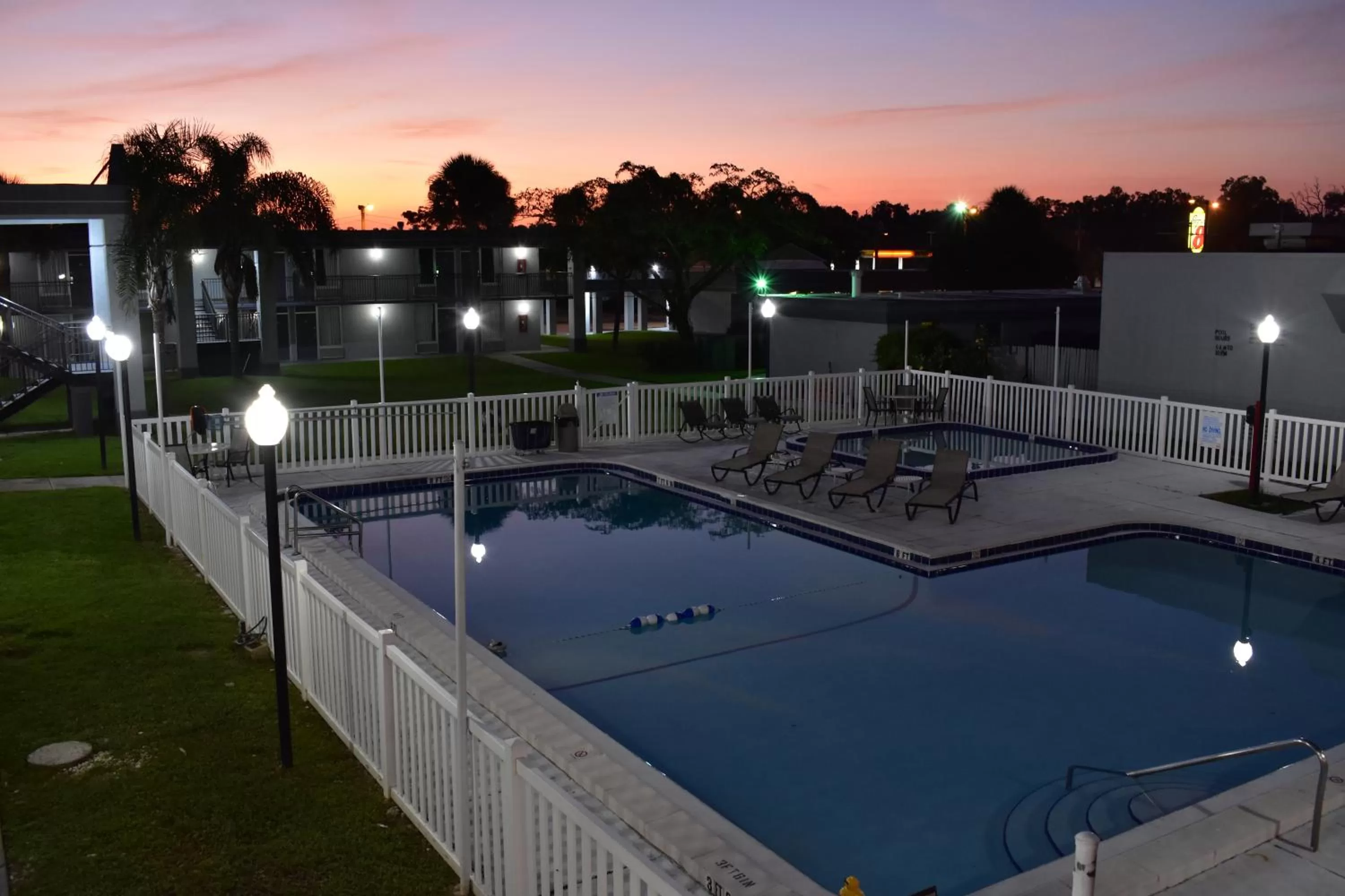 Swimming pool in Super 8 by Wyndham Ocala I-75