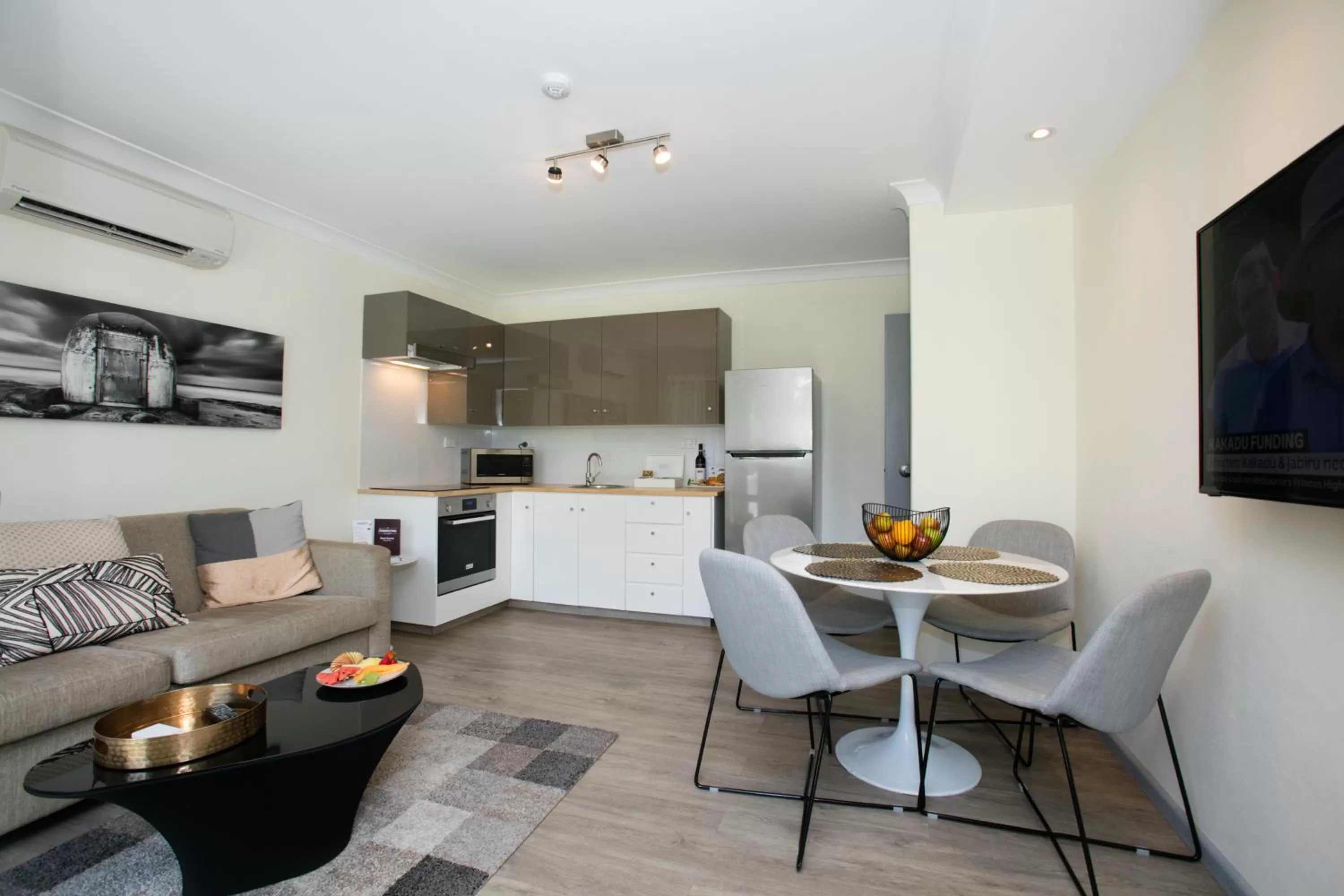 Kitchen or kitchenette in BEST WESTERN PLUS Apollo Hotel Newcastle