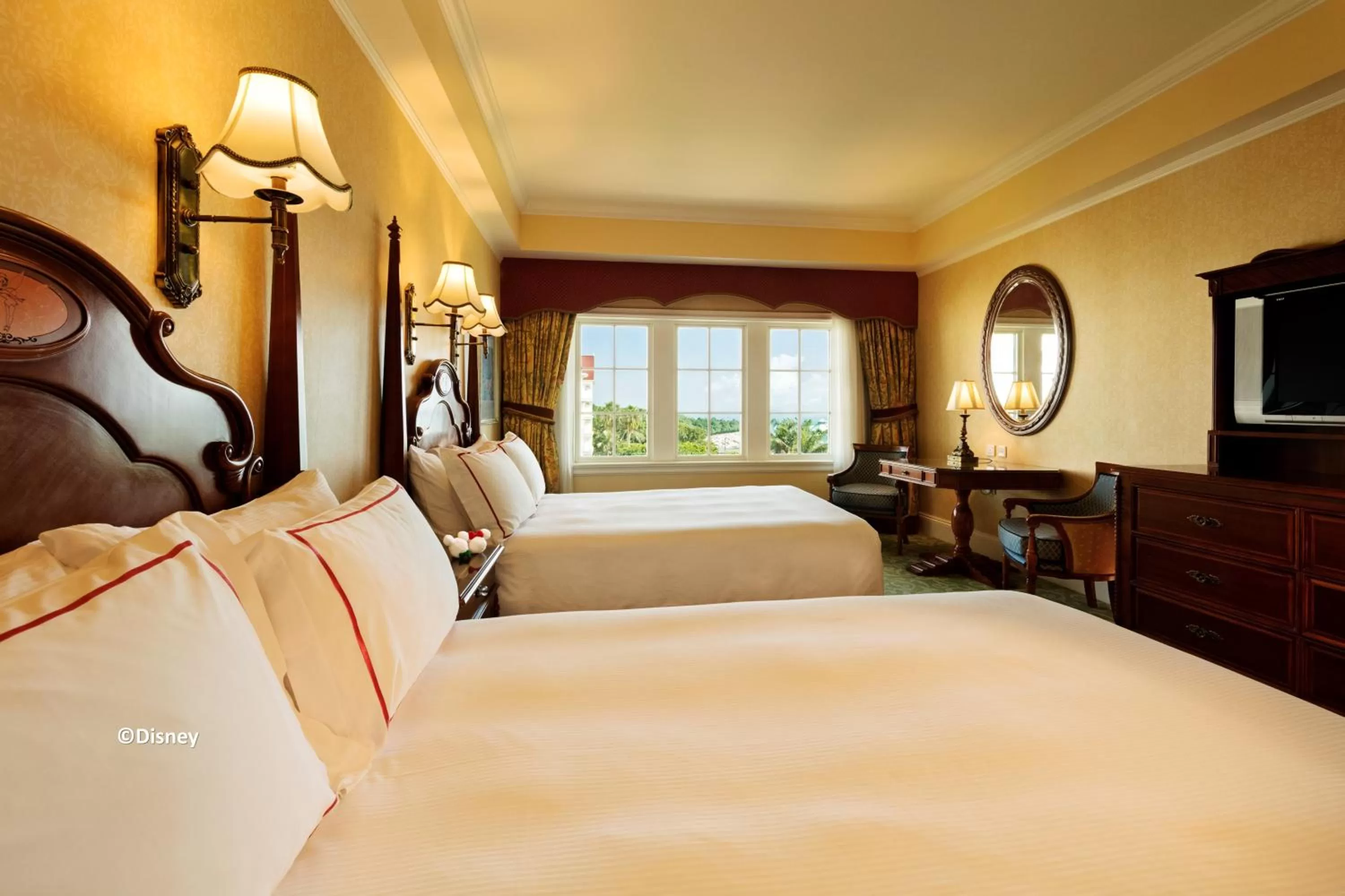 Sea View Room with Two Double Beds in Hong Kong Disneyland Hotel