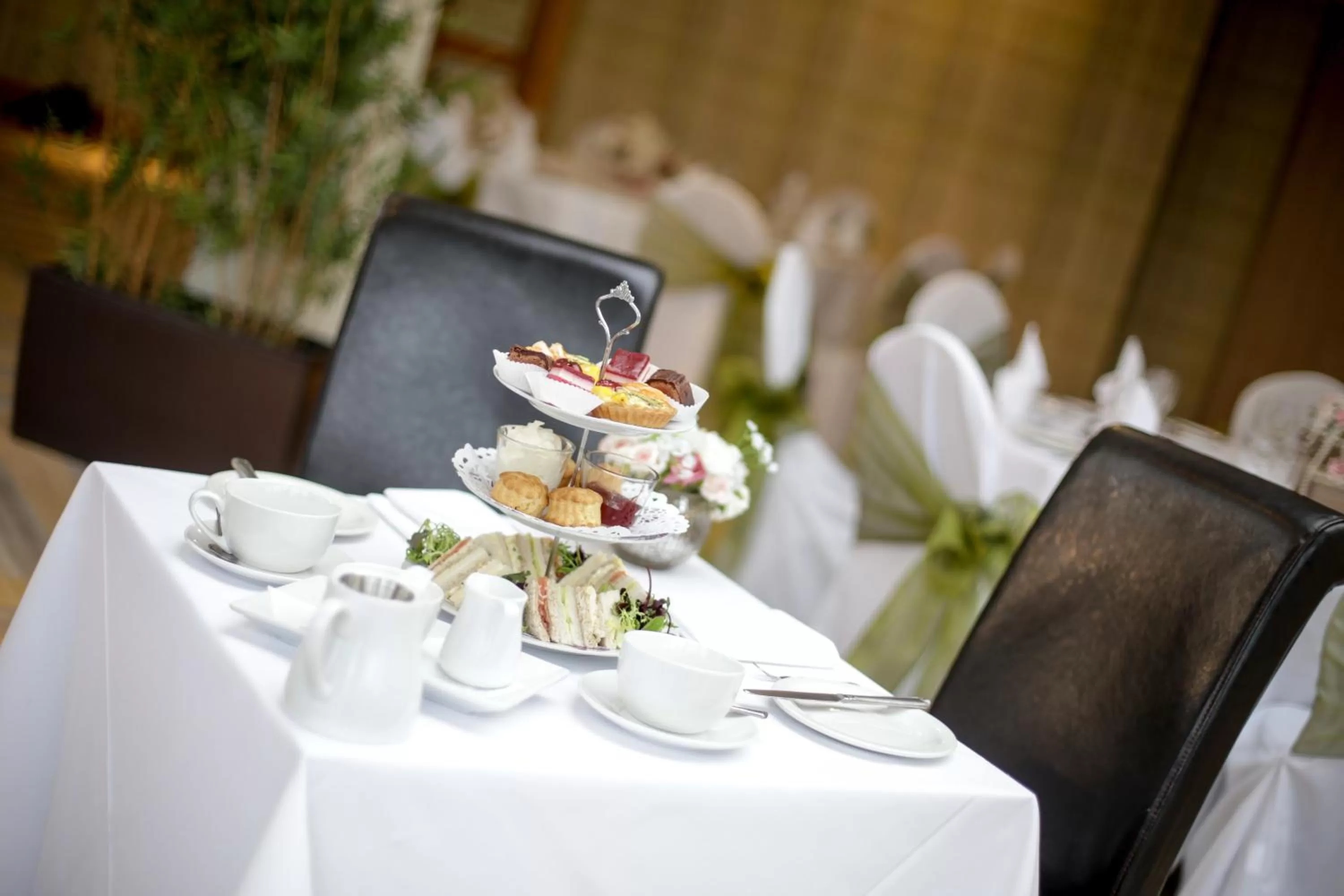 Food and drinks in Mercure Newcastle George Washington Hotel Golf & Spa