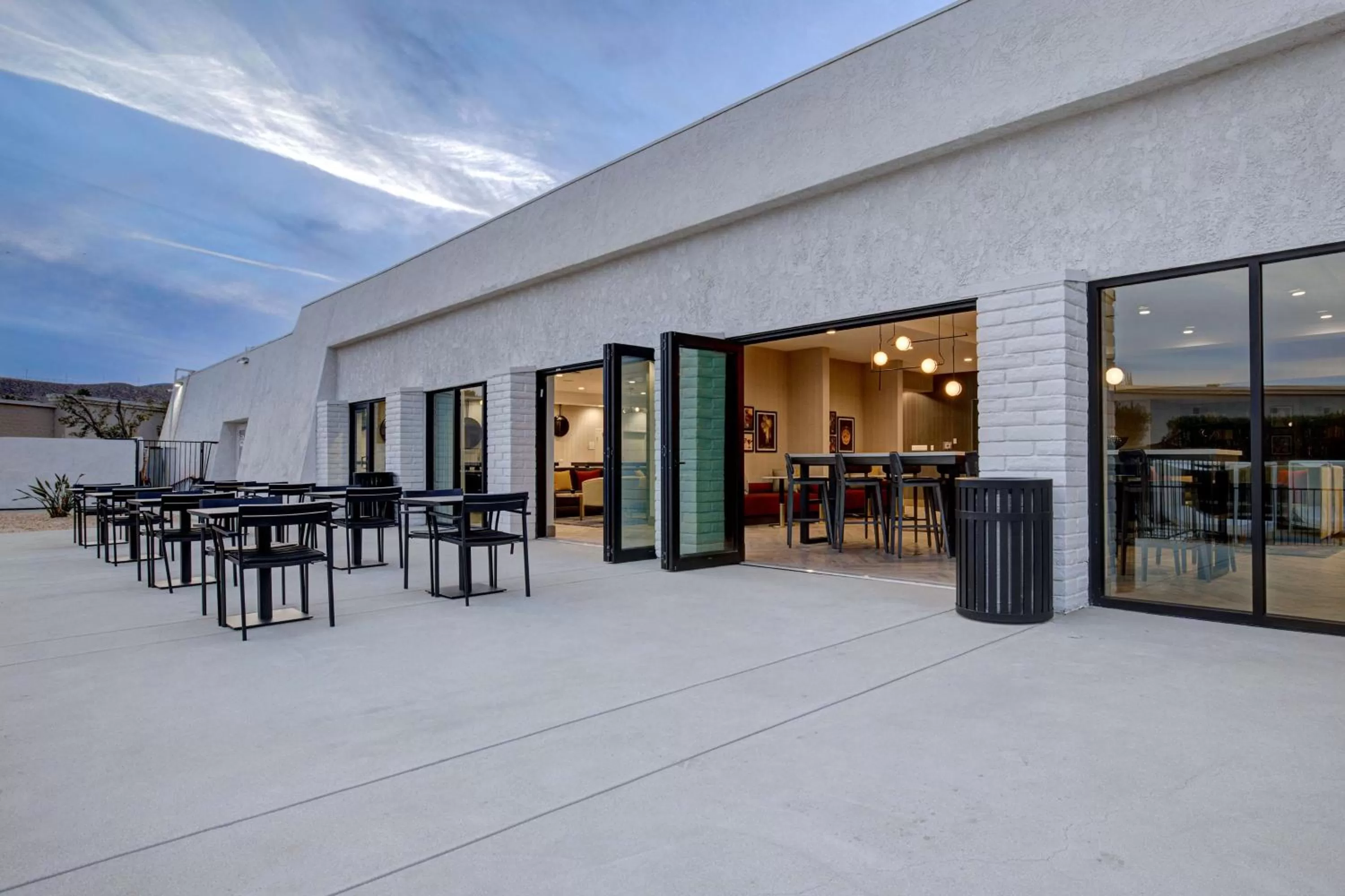 Patio in Doubletree By Hilton Palmdale, Ca