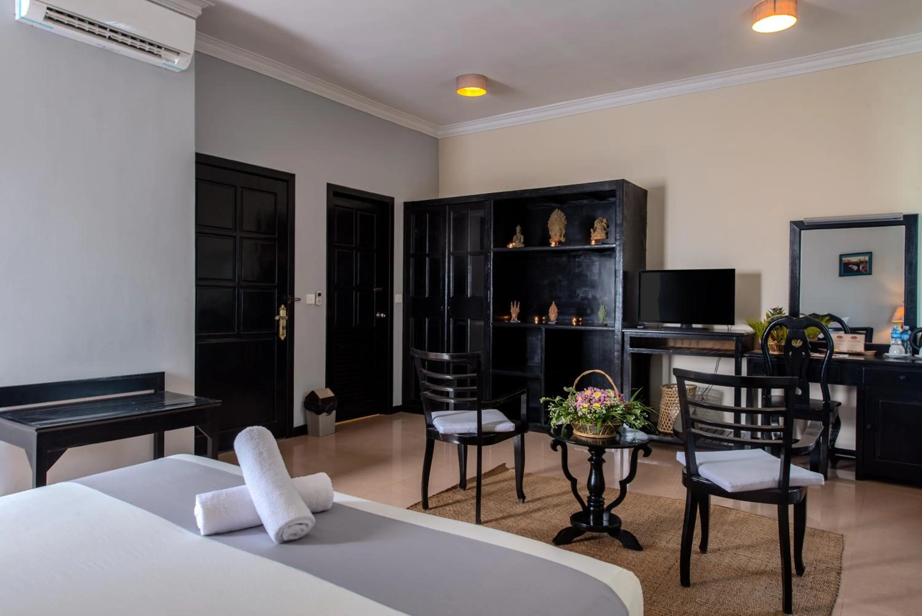 Decorative detail, Bed in Angkor Panoramic Boutique Hotel