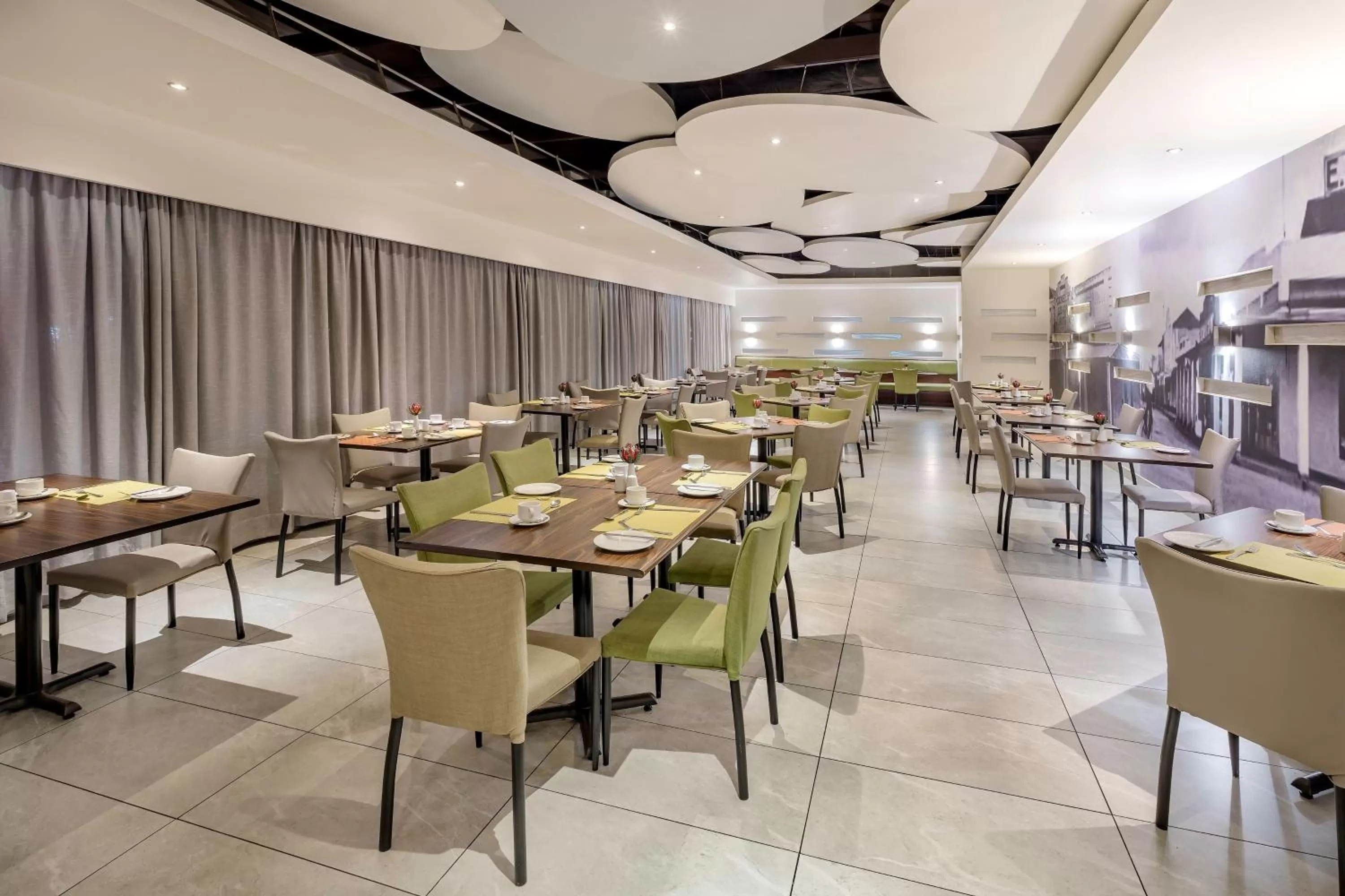 Restaurant/places to eat in Protea Hotel by Marriott Lusaka Cairo Road