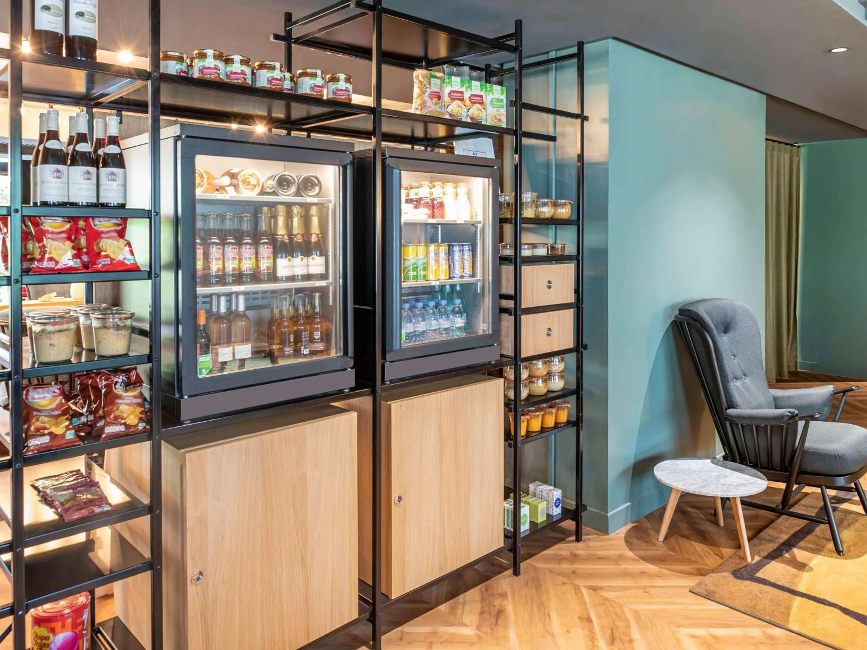 Property building in Aparthotel Adagio Porte de Versailles