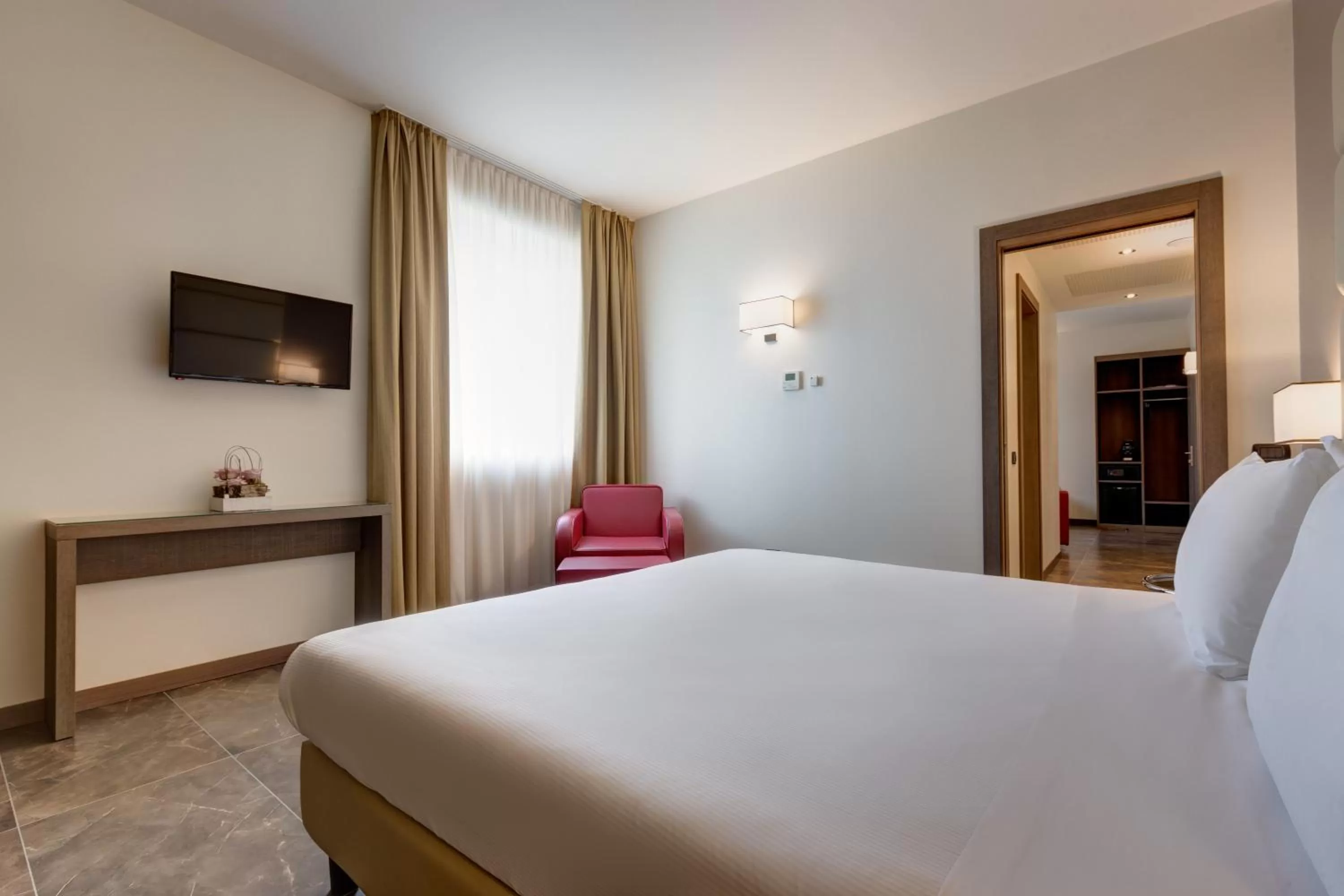 Photo of the whole room, Bed in Klima Hotel Milano Fiere