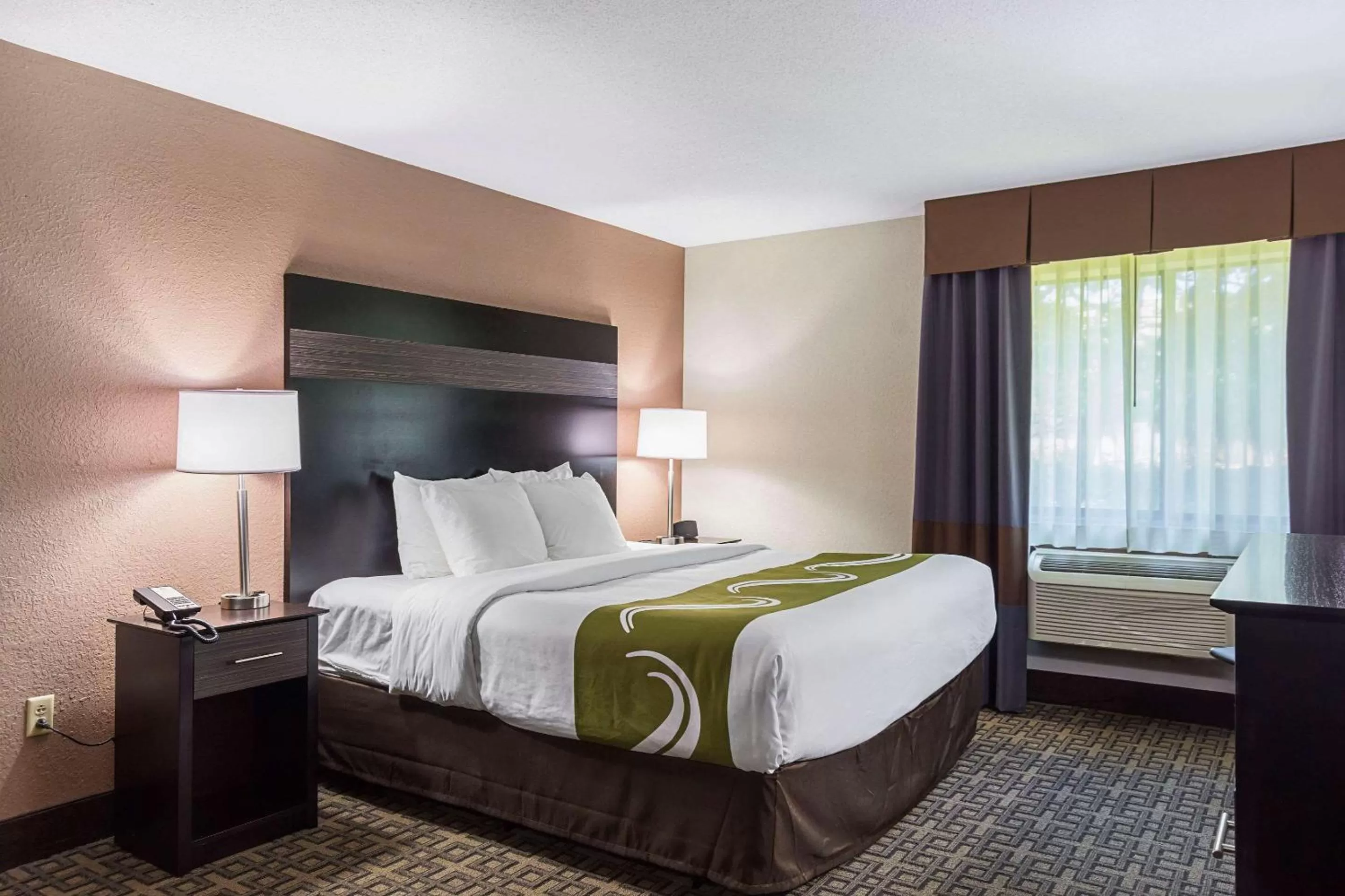 Photo of the whole room in Quality Inn & Suites Holland