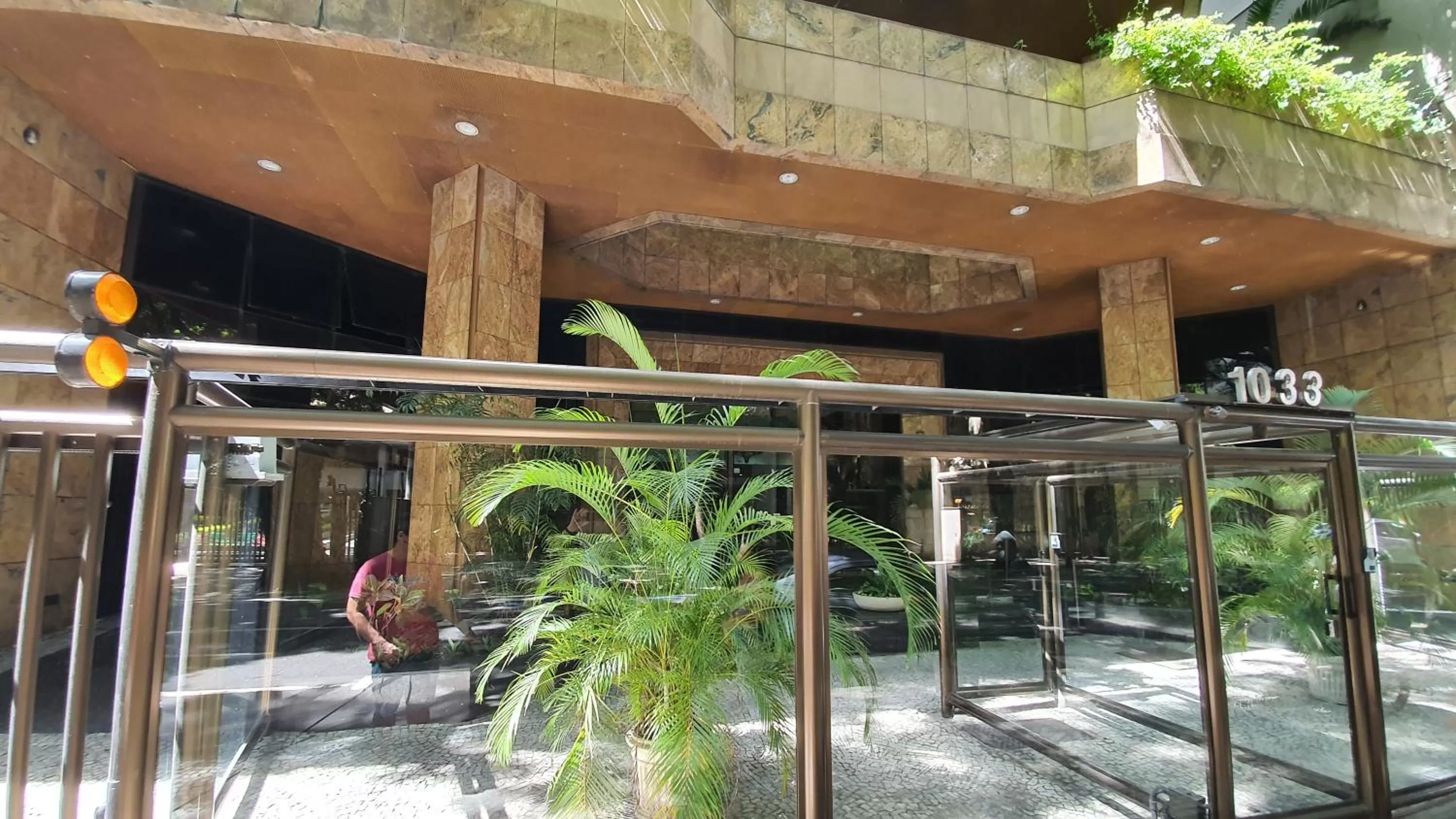 Facade/entrance in Ocean Flat