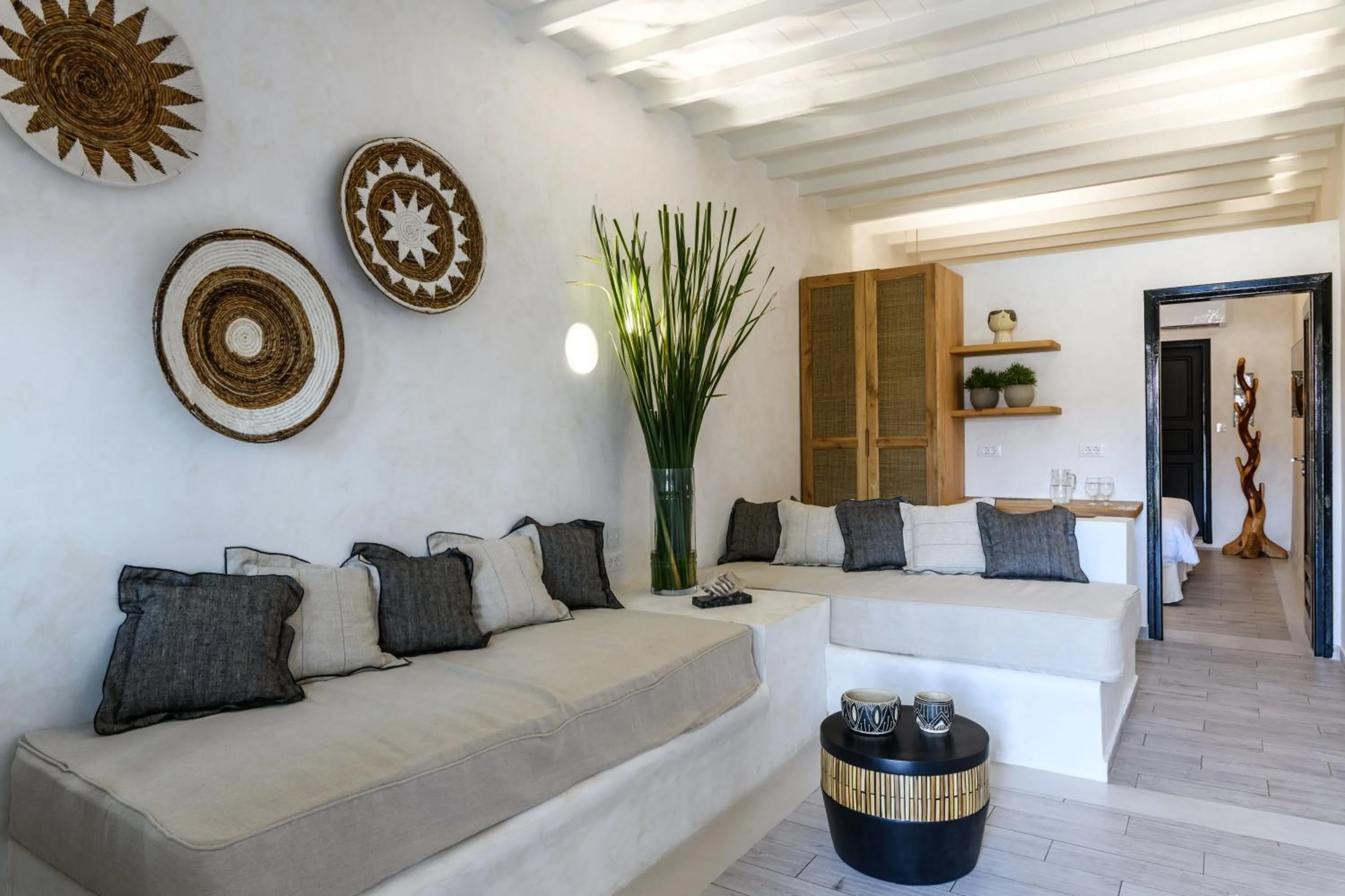 Living room in Panormos Village Hotel