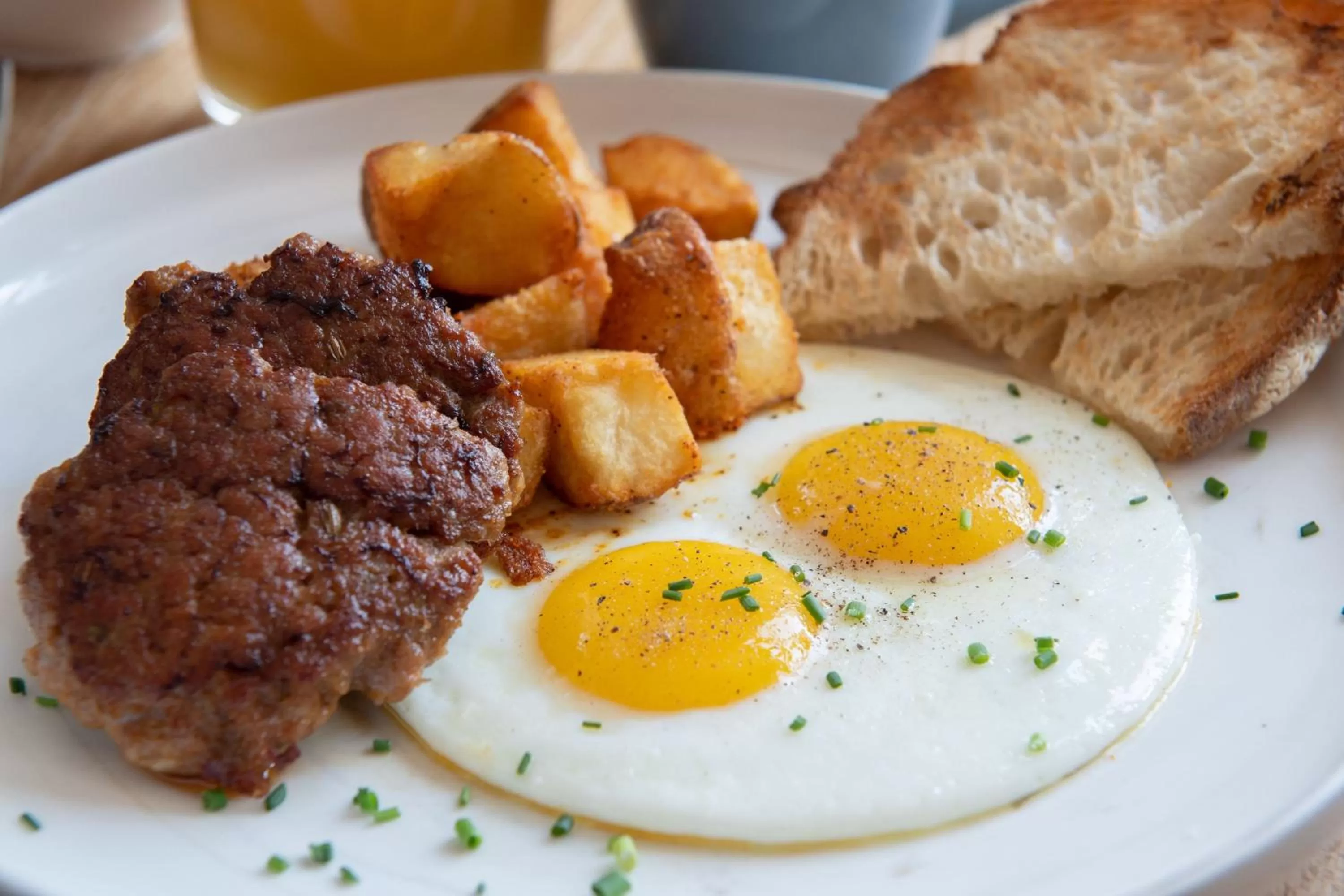 Breakfast in The Hi-Lo, Autograph Collection