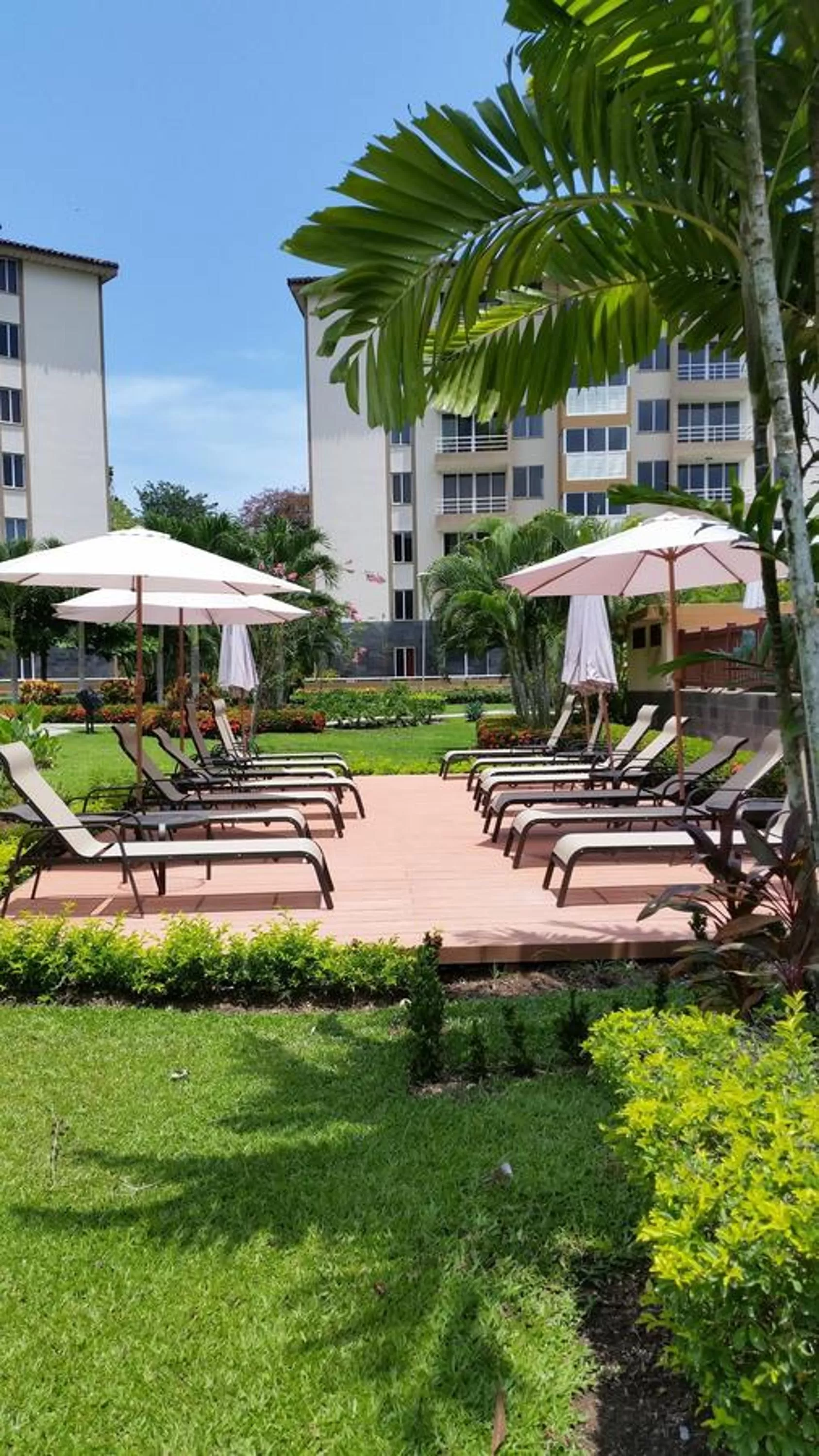 Area and facilities in Jaco Beach Condos