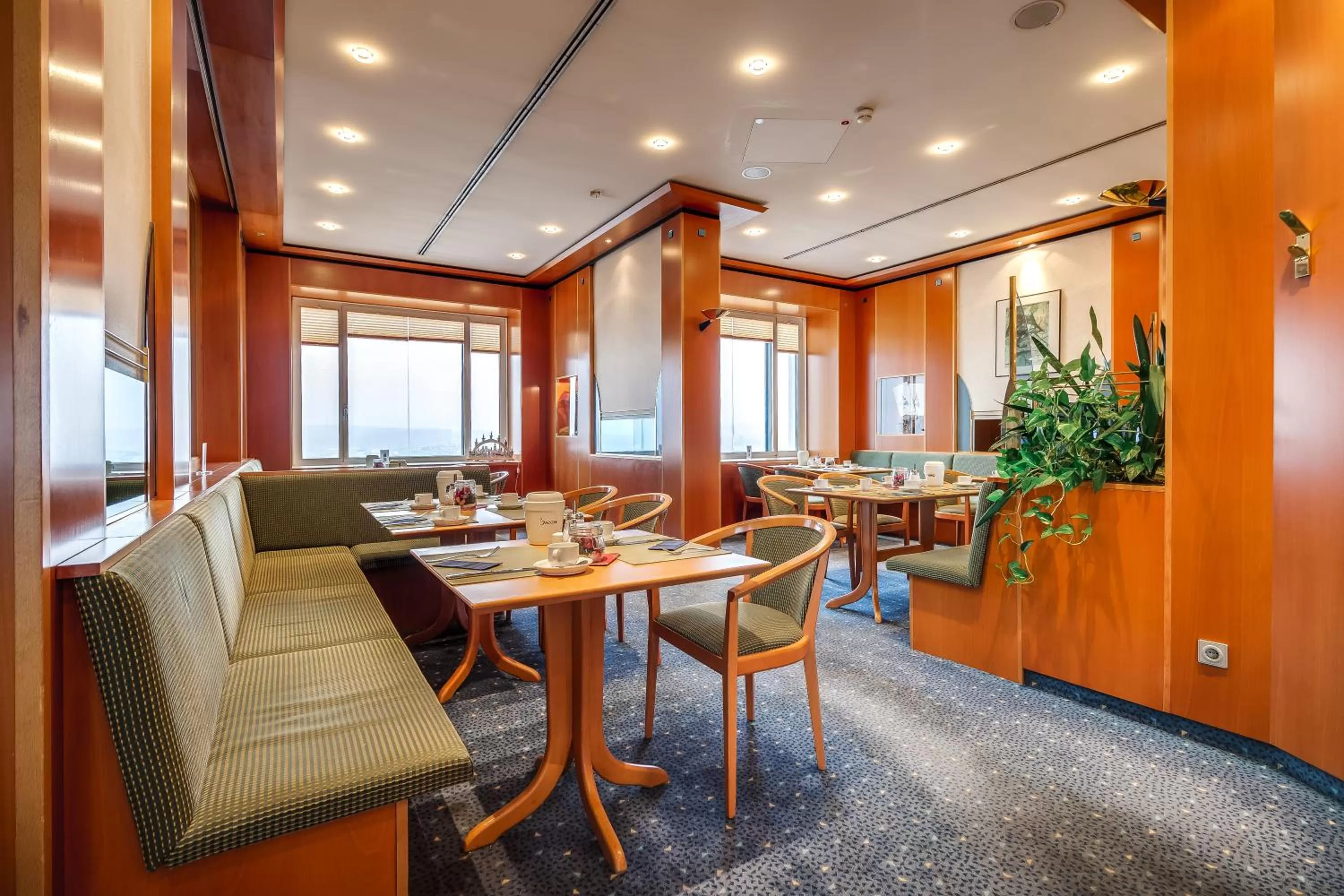 Restaurant/places to eat in Congress Hotel Chemnitz