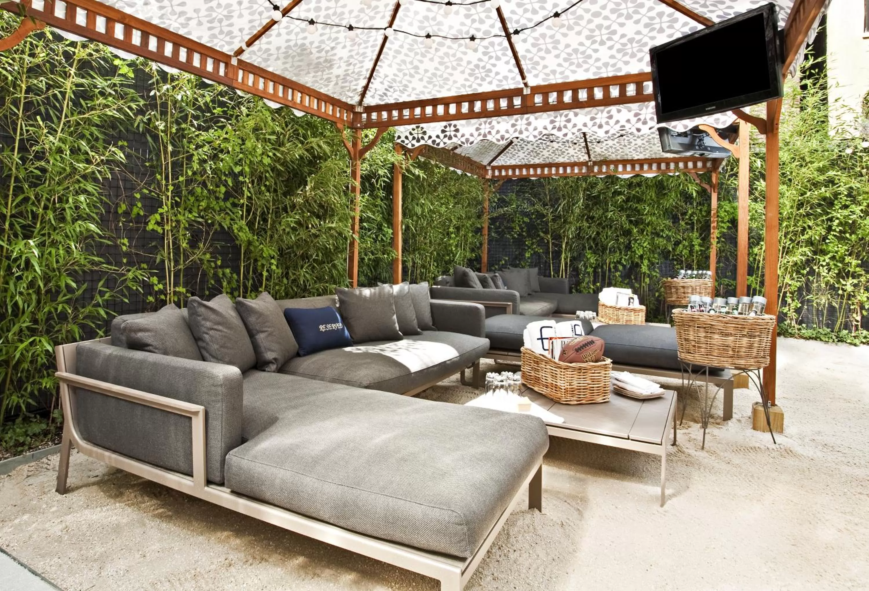 Balcony/Terrace in Dream Downtown, by Hyatt