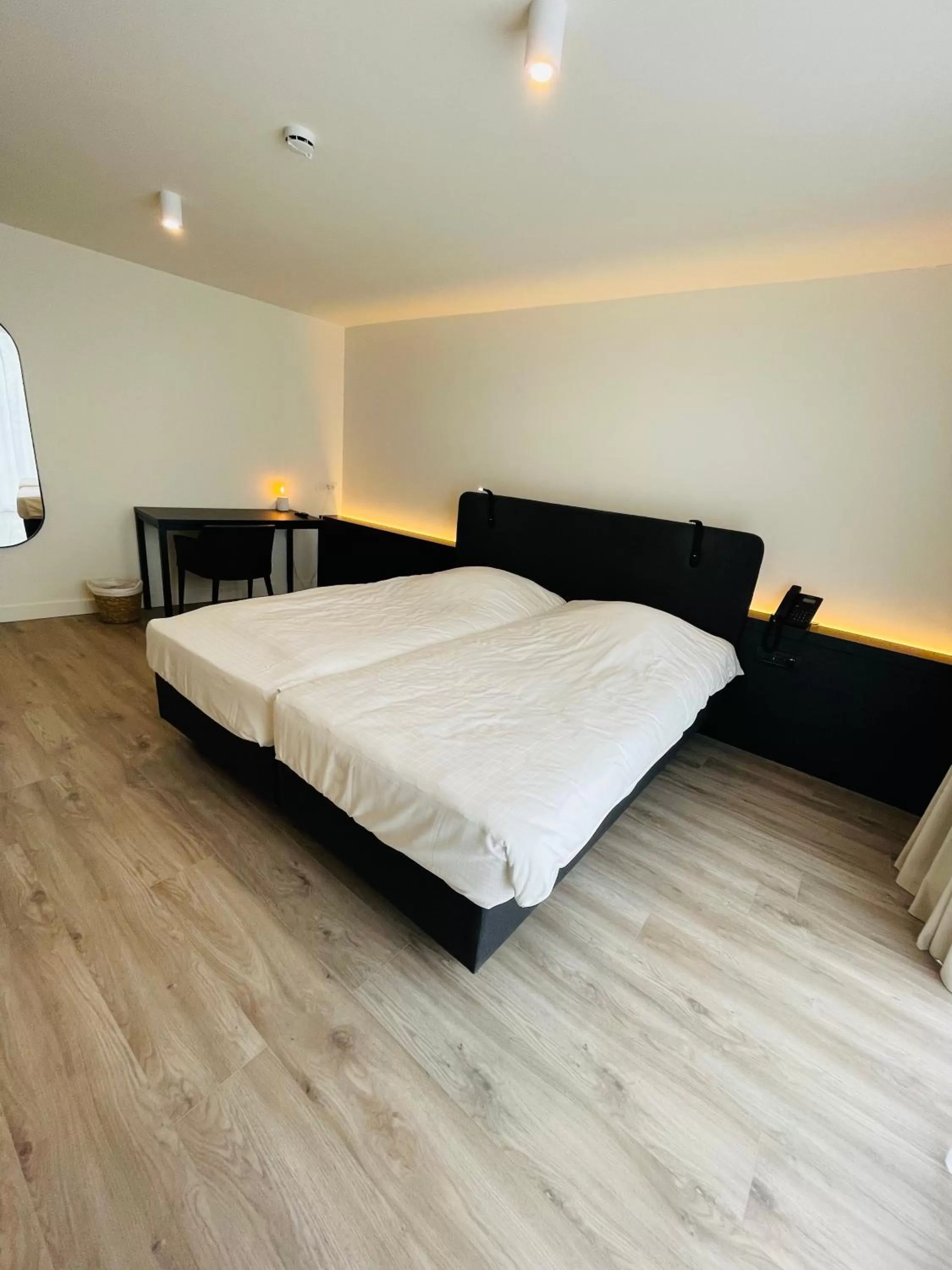 Bedroom, Bed in Hotel Bell-X Kortrijk-Wevelgem