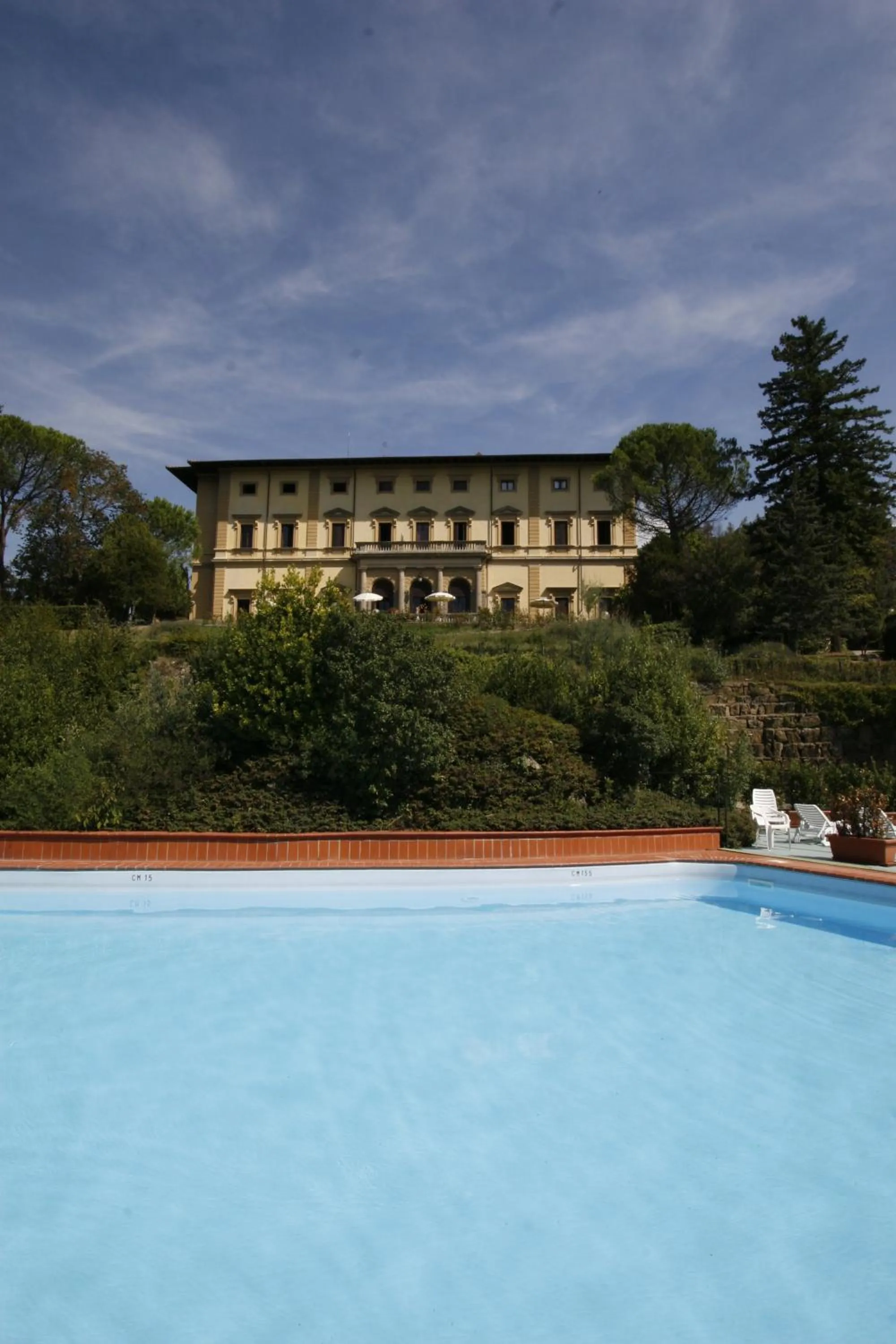 Swimming pool in Villa Pitiana