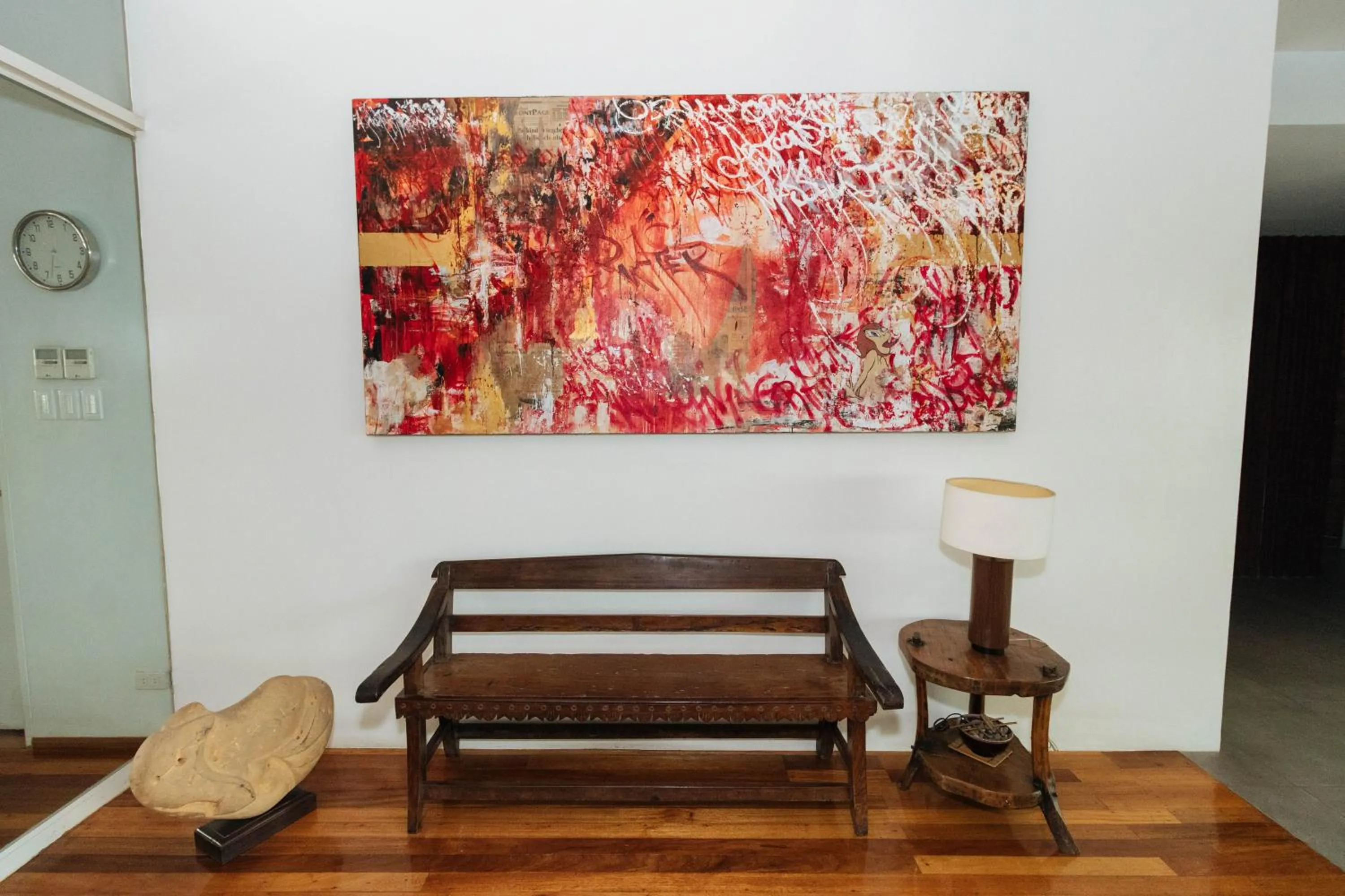 Lobby or reception in RedDoorz near Osmena Highway 1