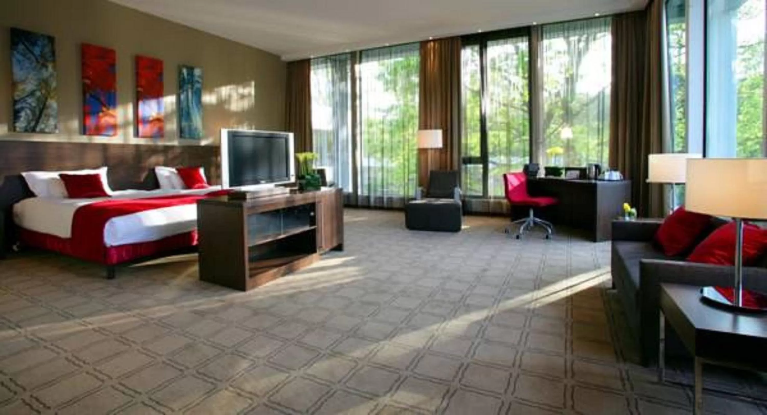 Photo of the whole room, Bed in Hotel Dolce La Hulpe Brussels