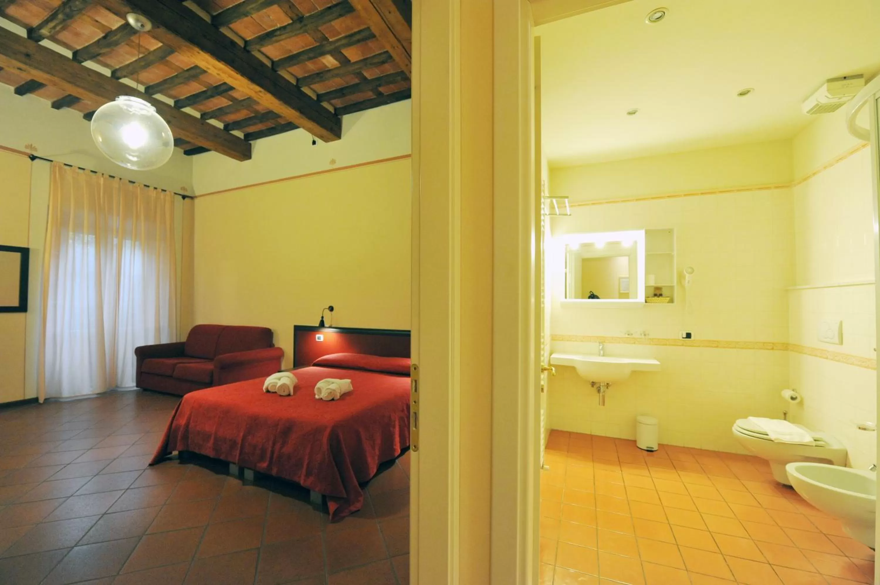 Bathroom, Bed in B&B Il Seminario
