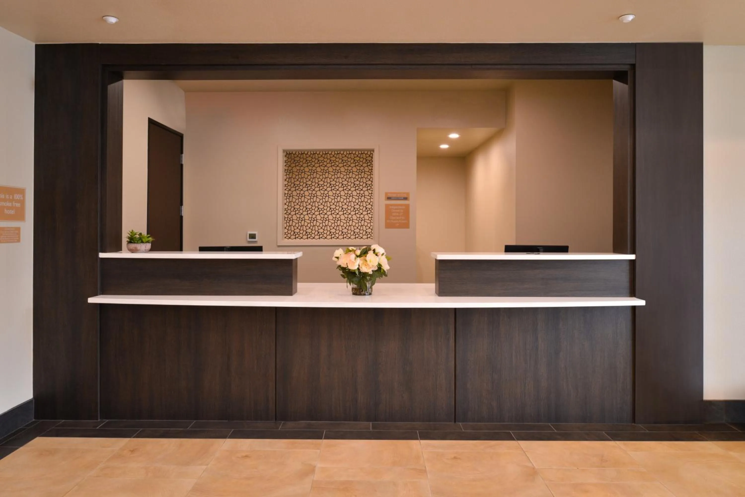Lobby or reception in Candlewood Suites - Austin Airport by IHG