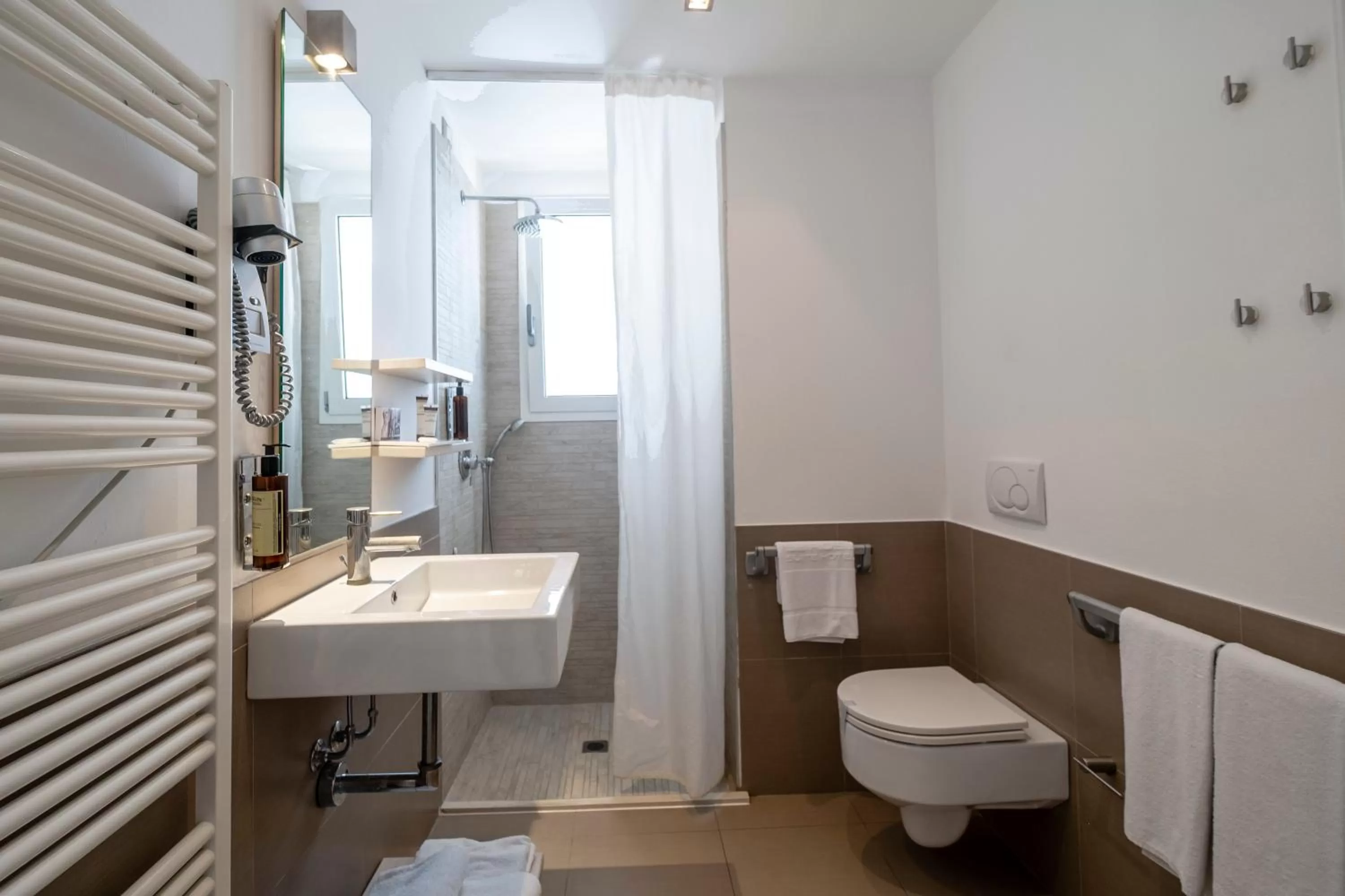 Bathroom in Le Rose Spa Hotel