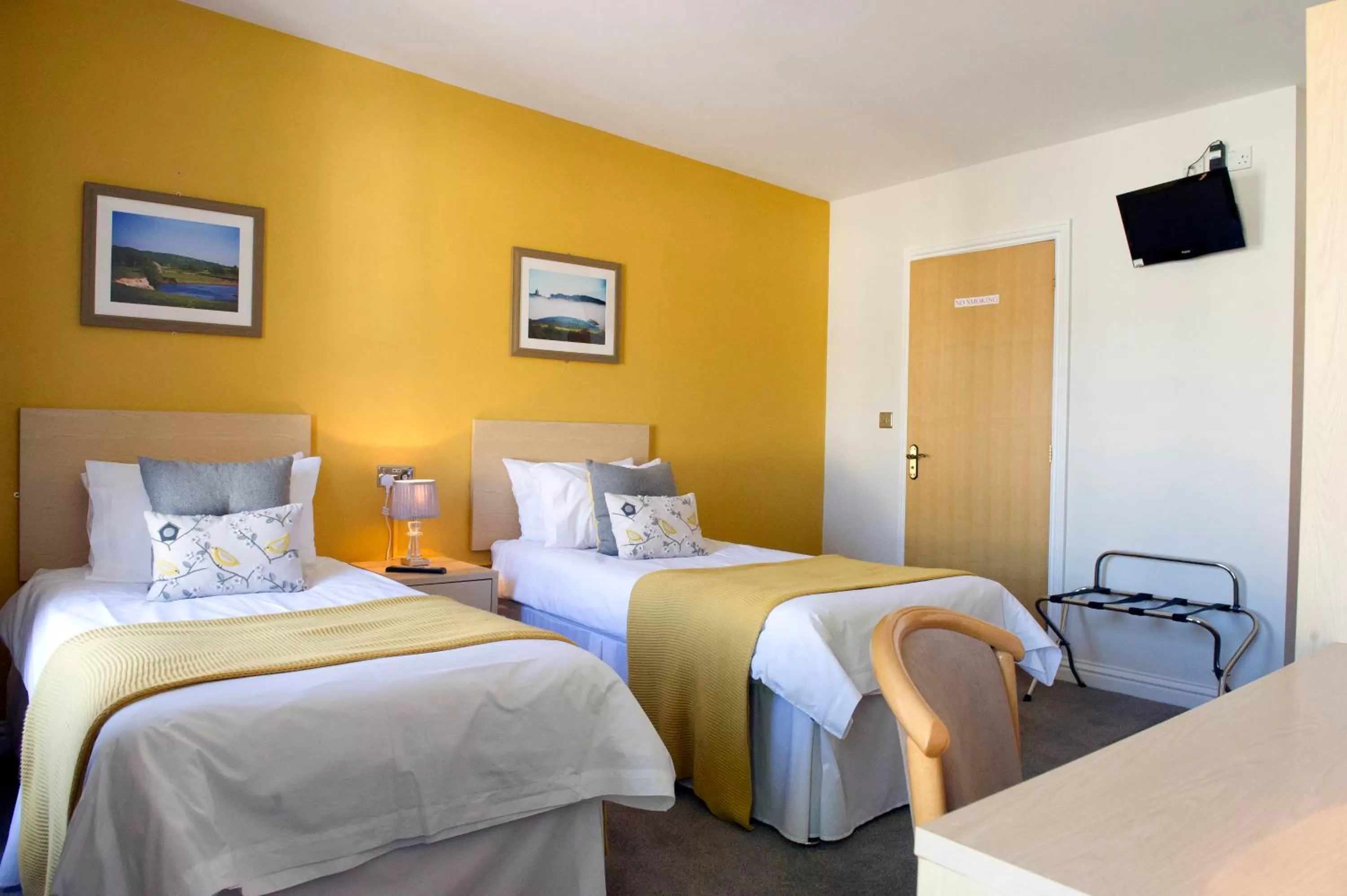 Rose and Crown Hotel