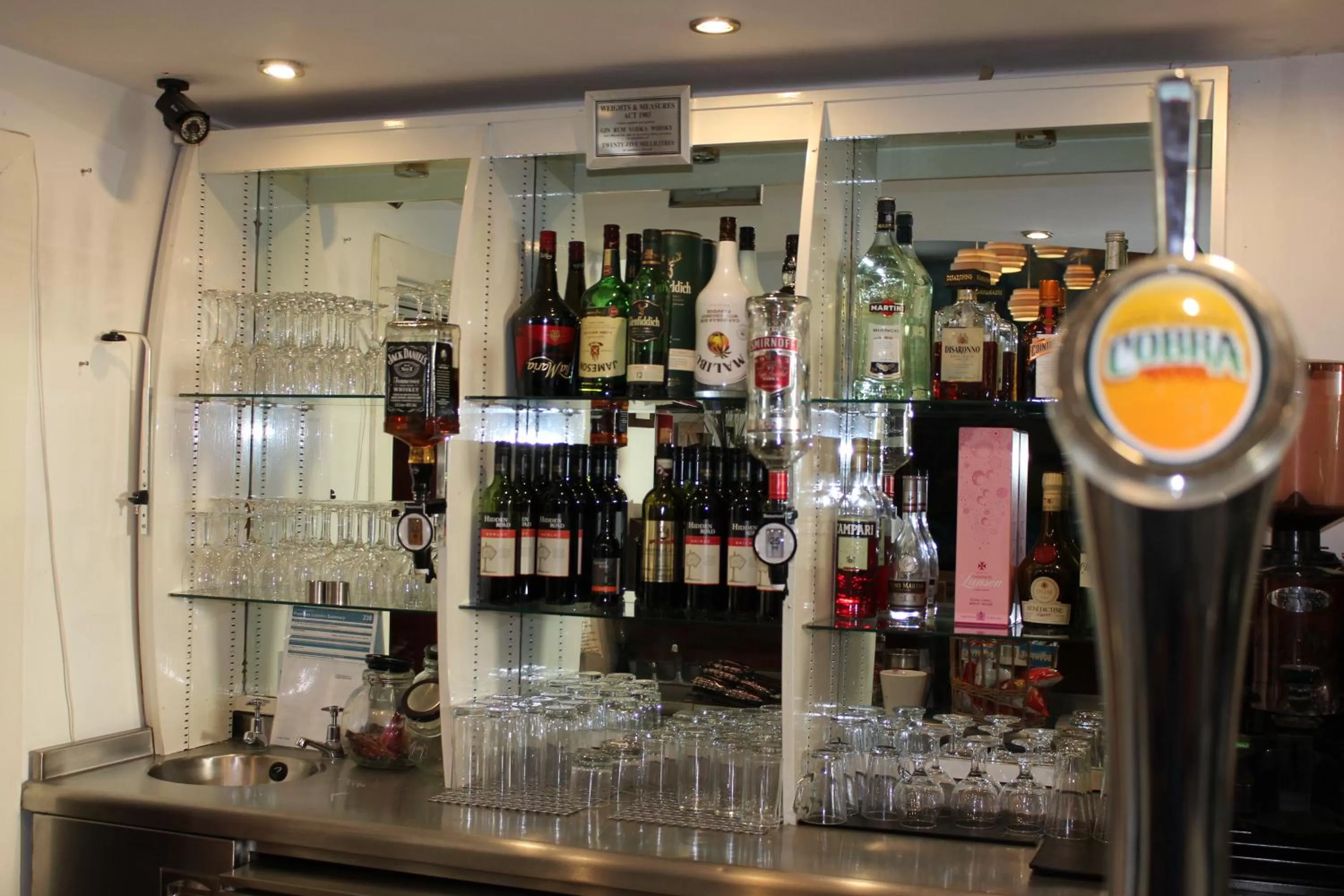Alcoholic drinks in Desalis Hotel London Stansted